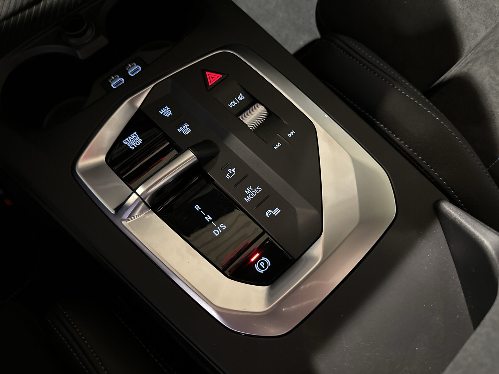 listing desktop thumbnail image 10