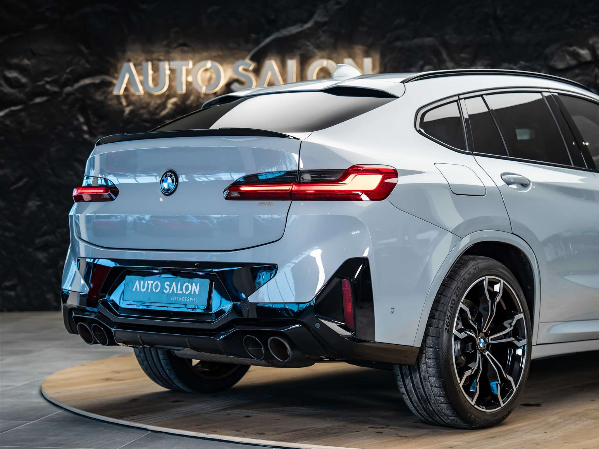 listing desktop thumbnail image 19