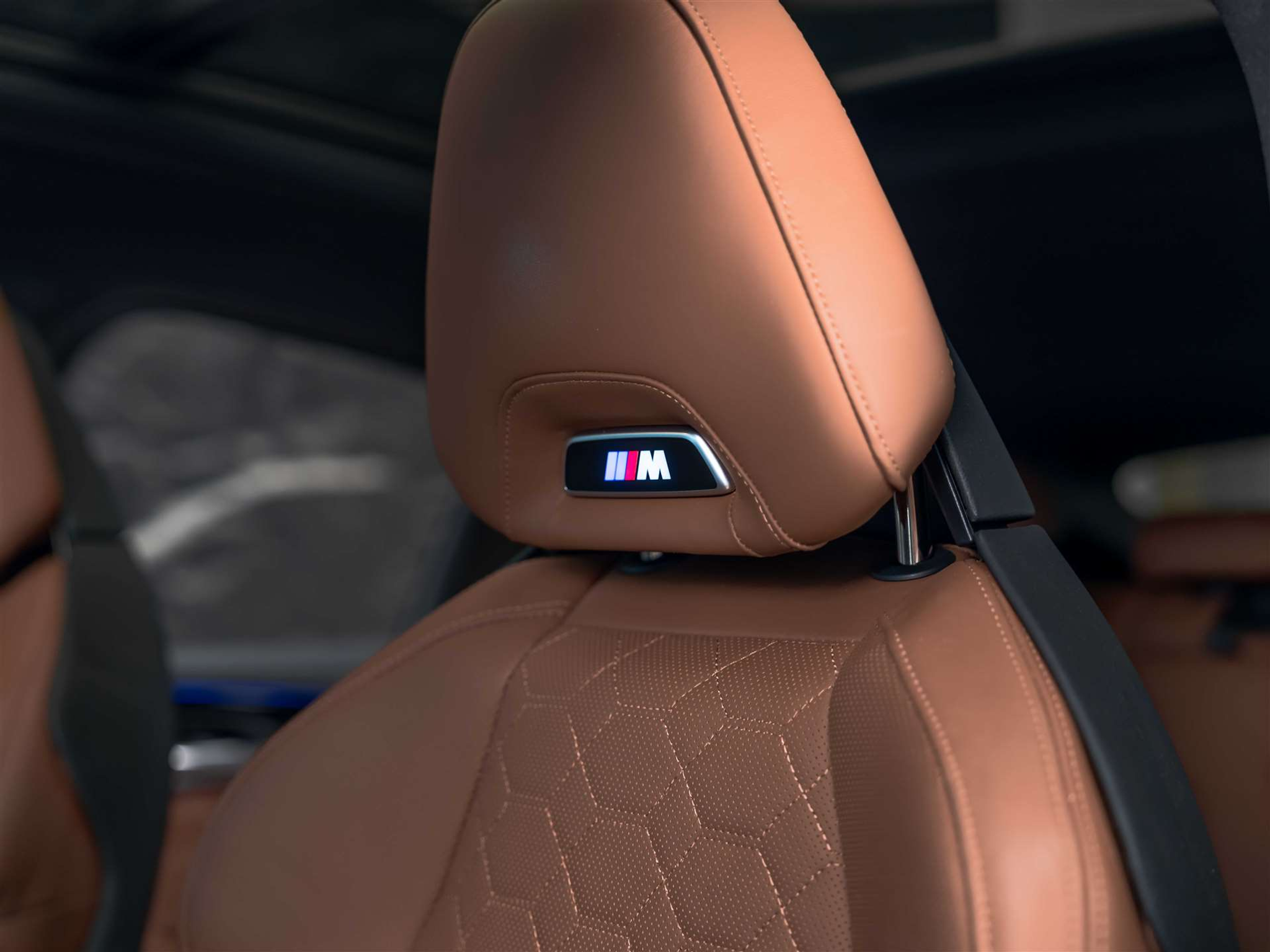 listing desktop thumbnail image 11