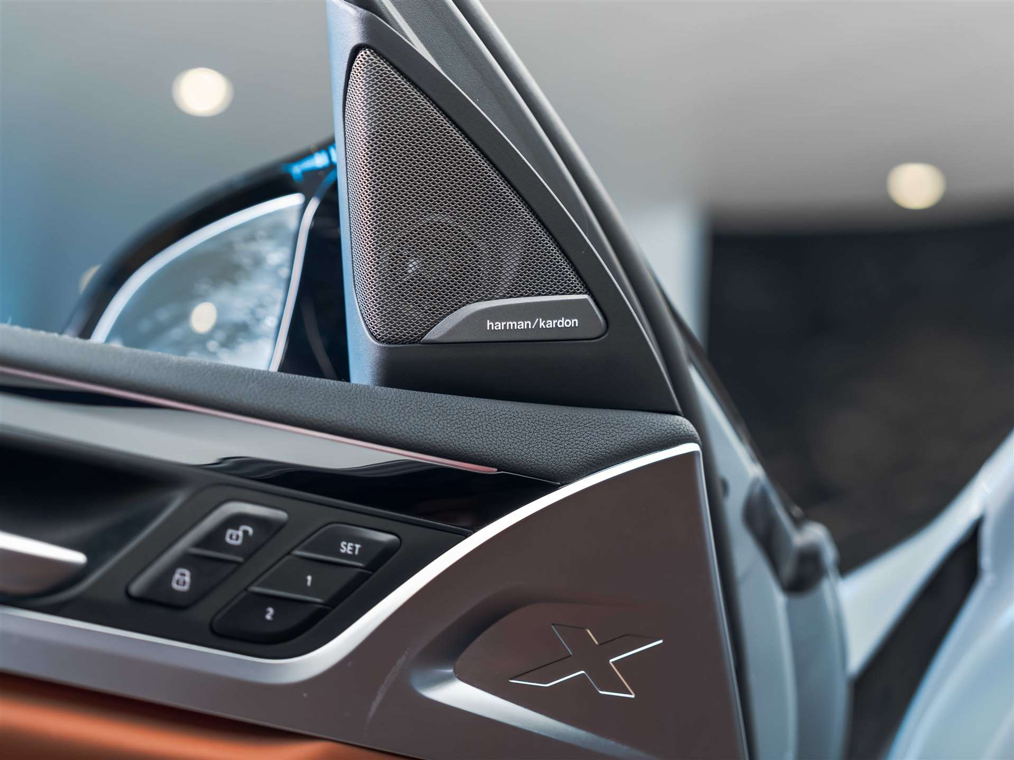 listing desktop thumbnail image 27