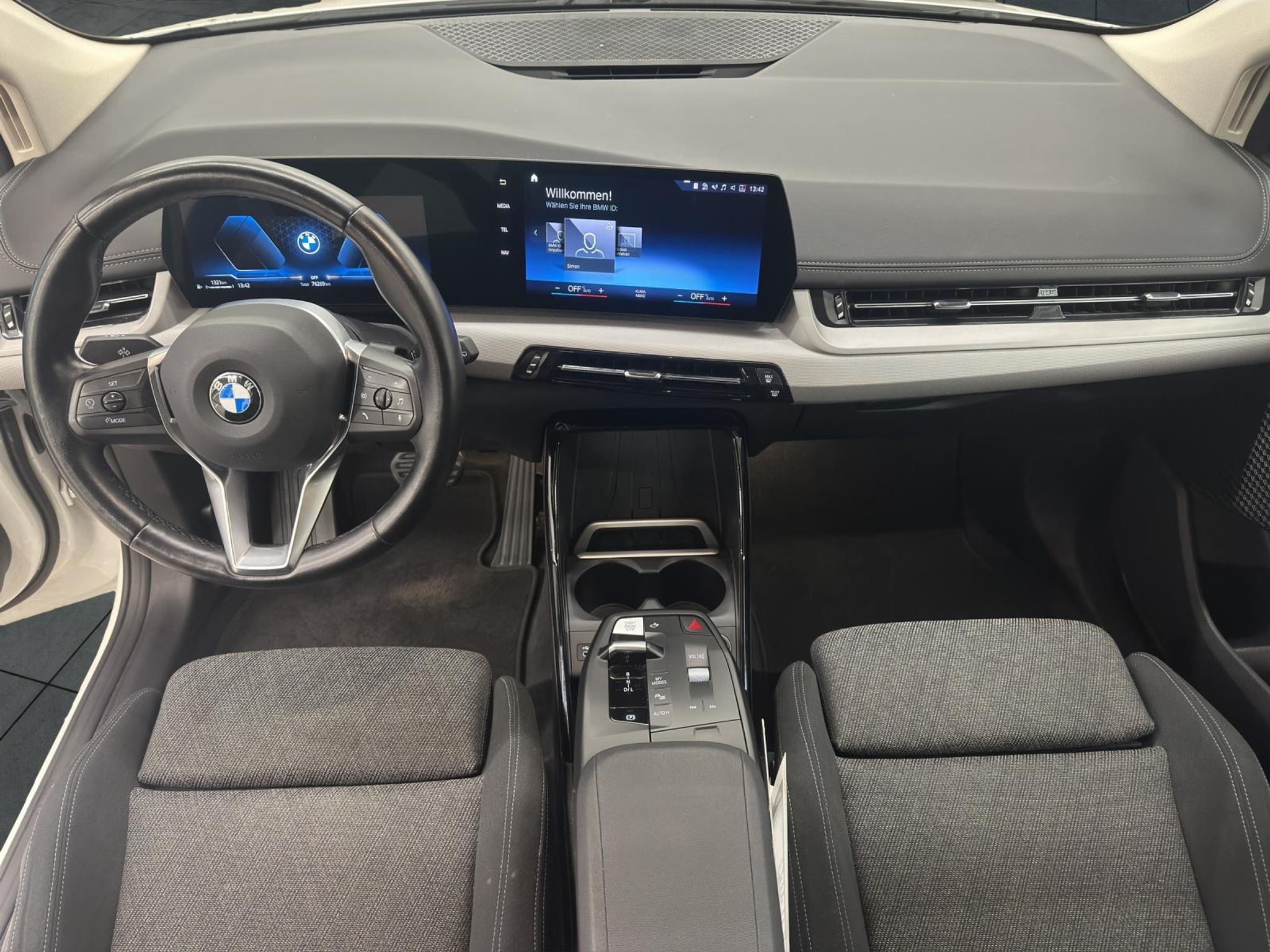 listing desktop thumbnail image 9