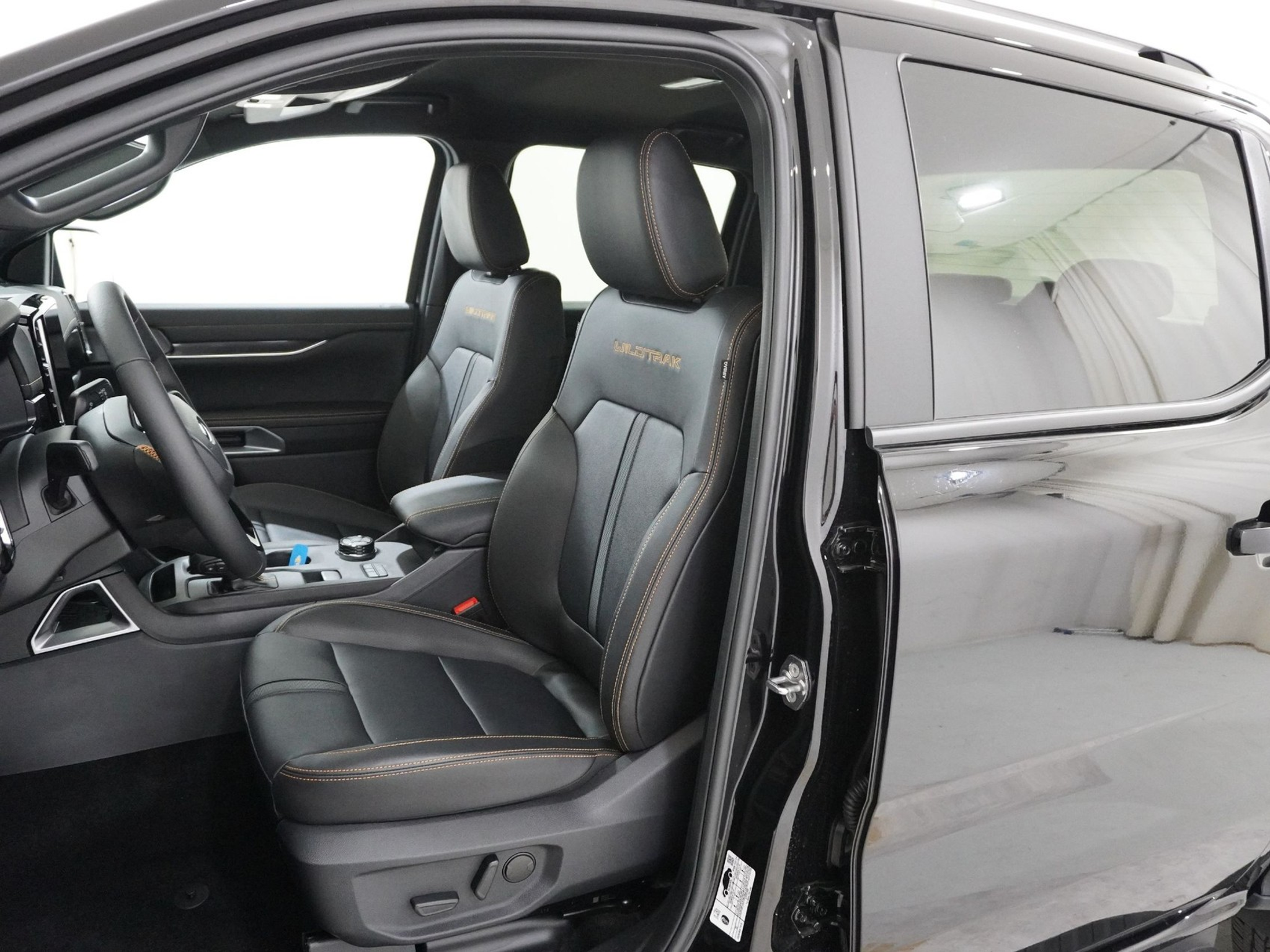 listing desktop thumbnail image 13