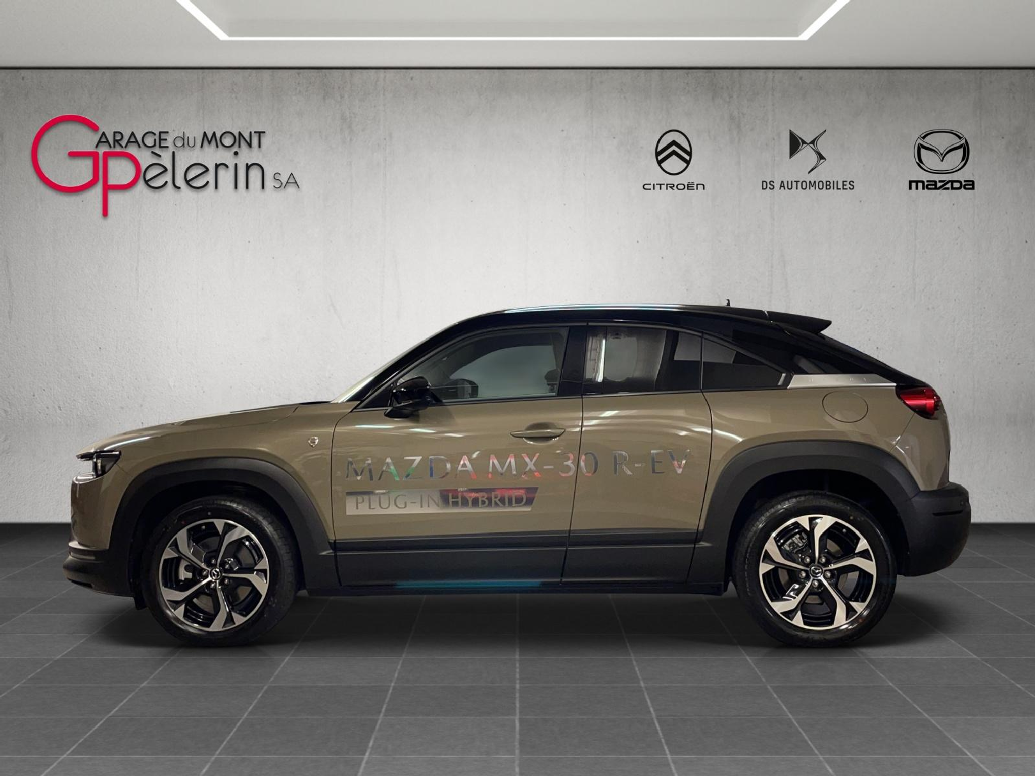 listing desktop thumbnail image 1