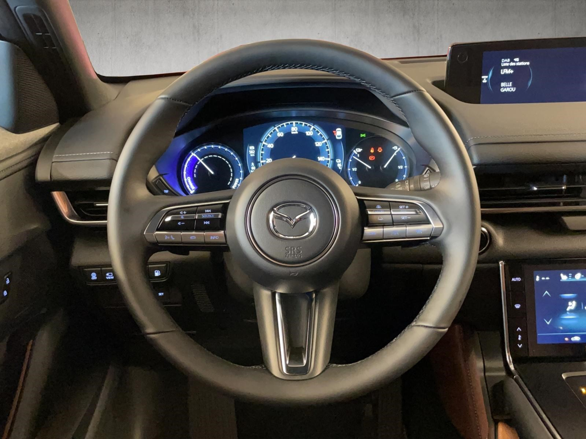 listing desktop thumbnail image 9