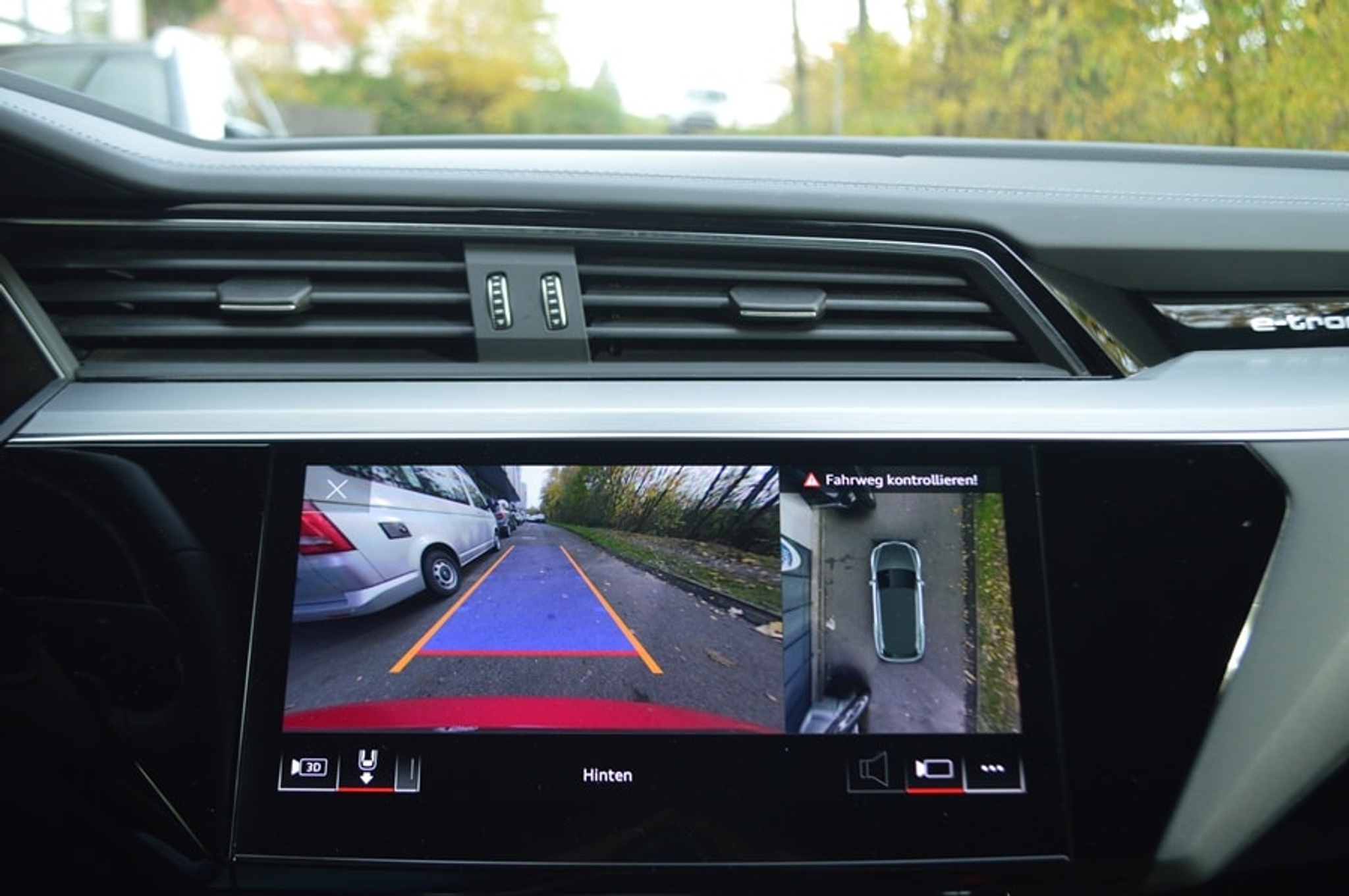 listing desktop thumbnail image 11