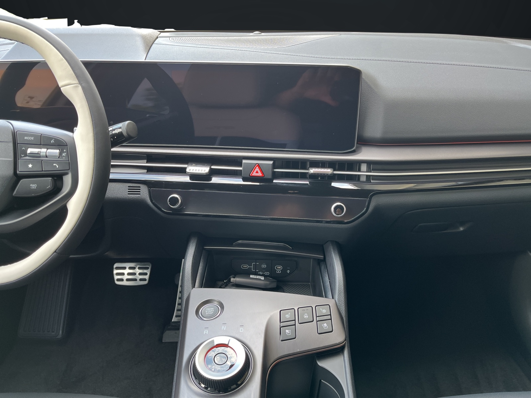 listing desktop thumbnail image 12