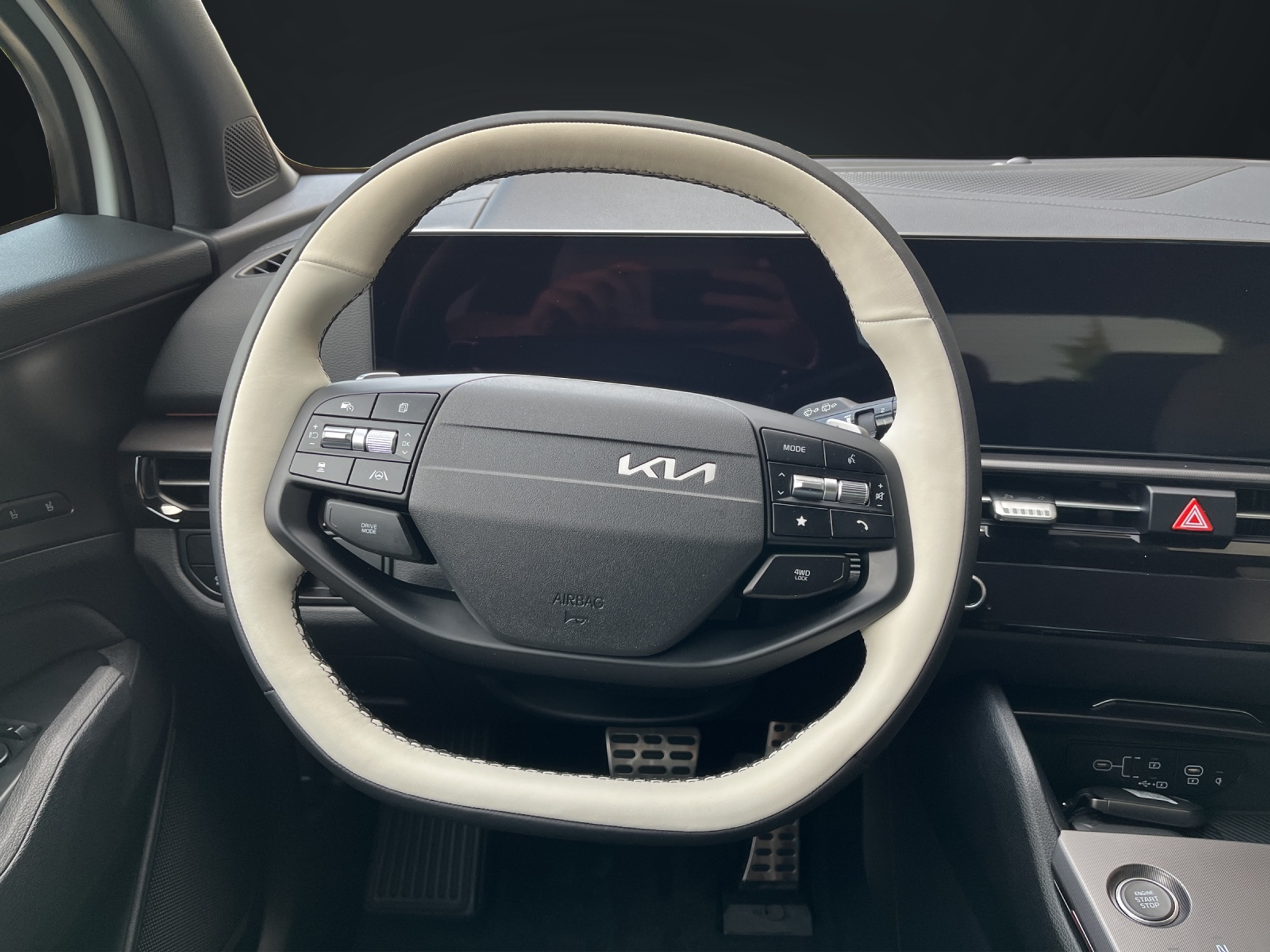 listing desktop thumbnail image 9