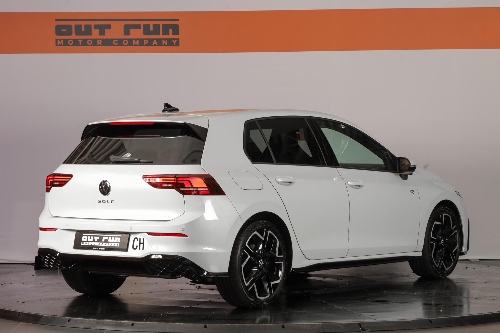 listing desktop thumbnail image 10