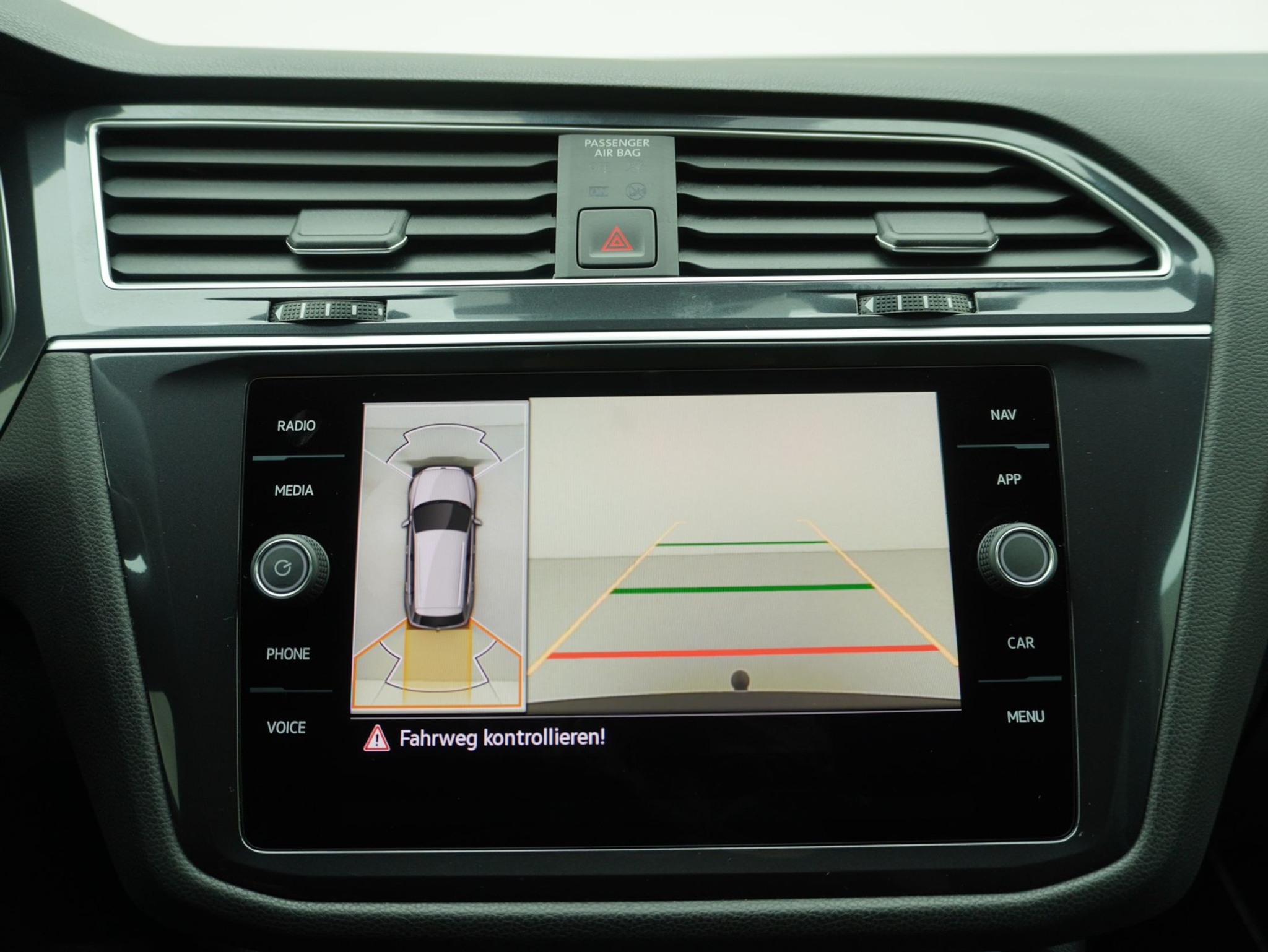 listing desktop thumbnail image 19