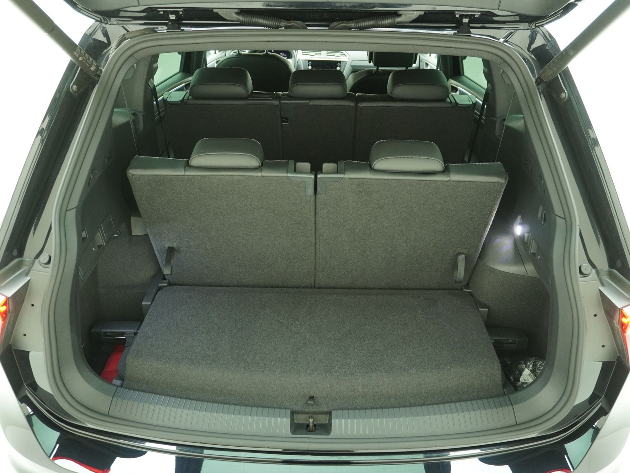 listing desktop thumbnail image 13