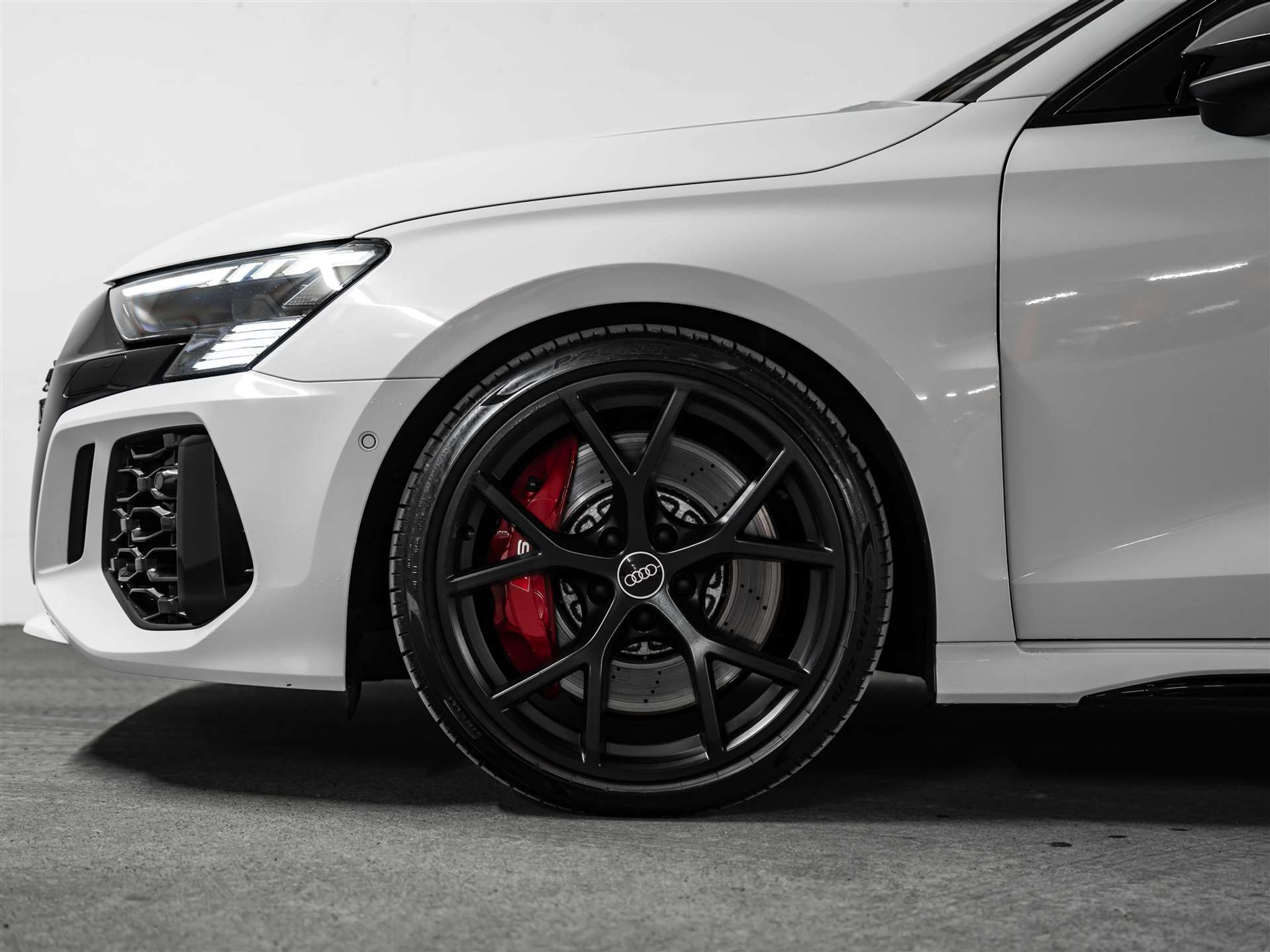 listing desktop thumbnail image 20