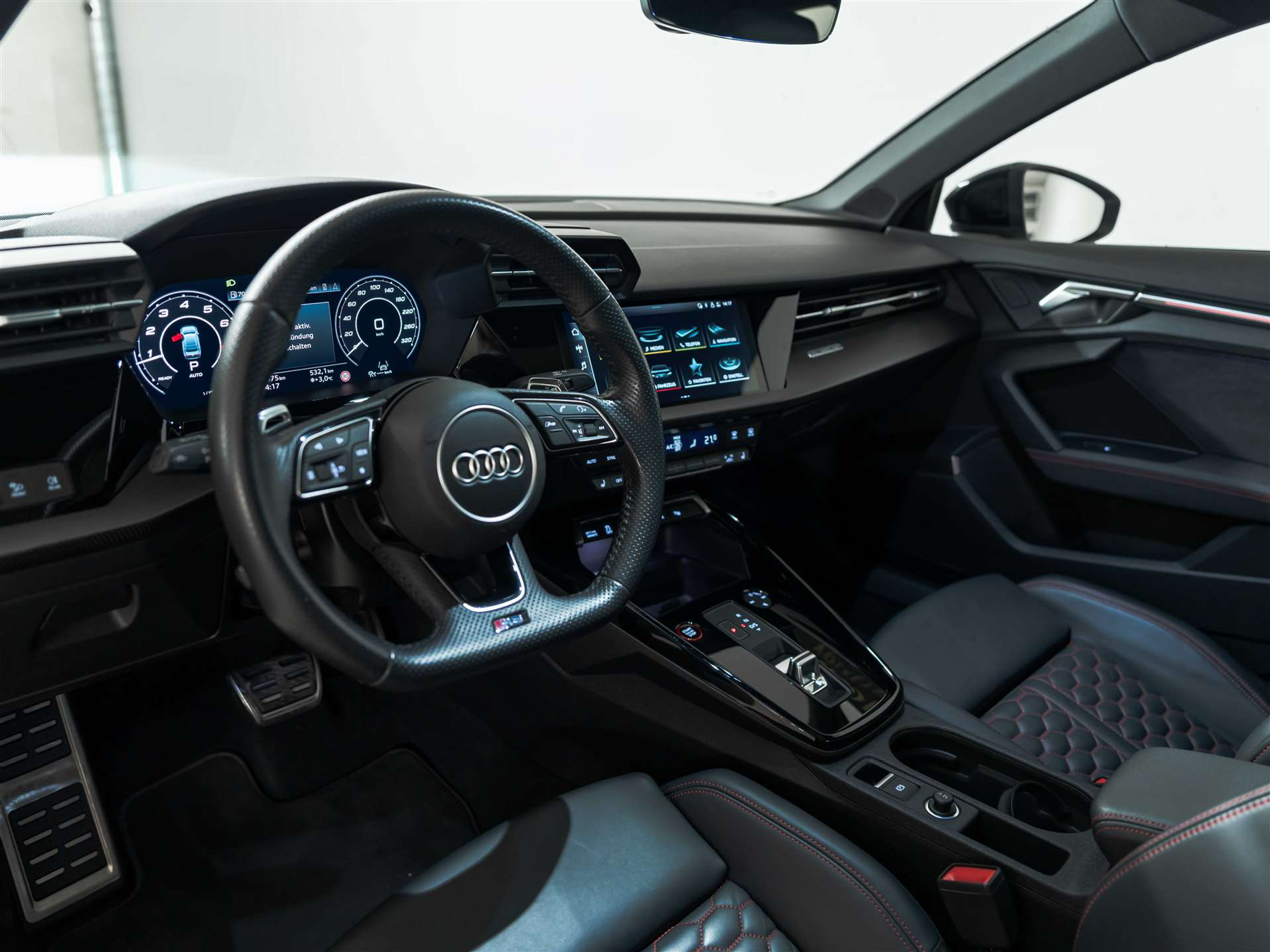 listing desktop thumbnail image 8