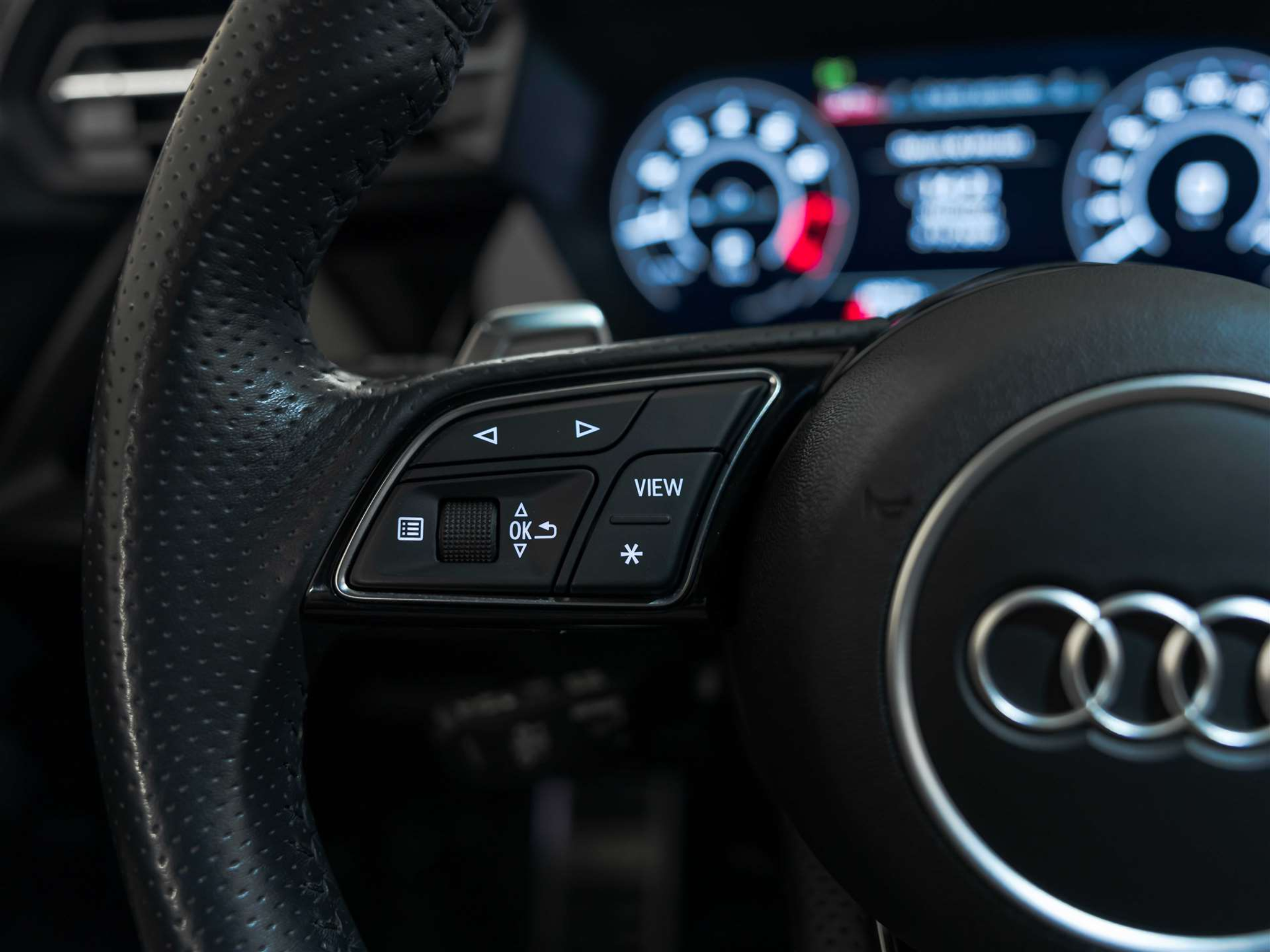 listing desktop thumbnail image 36