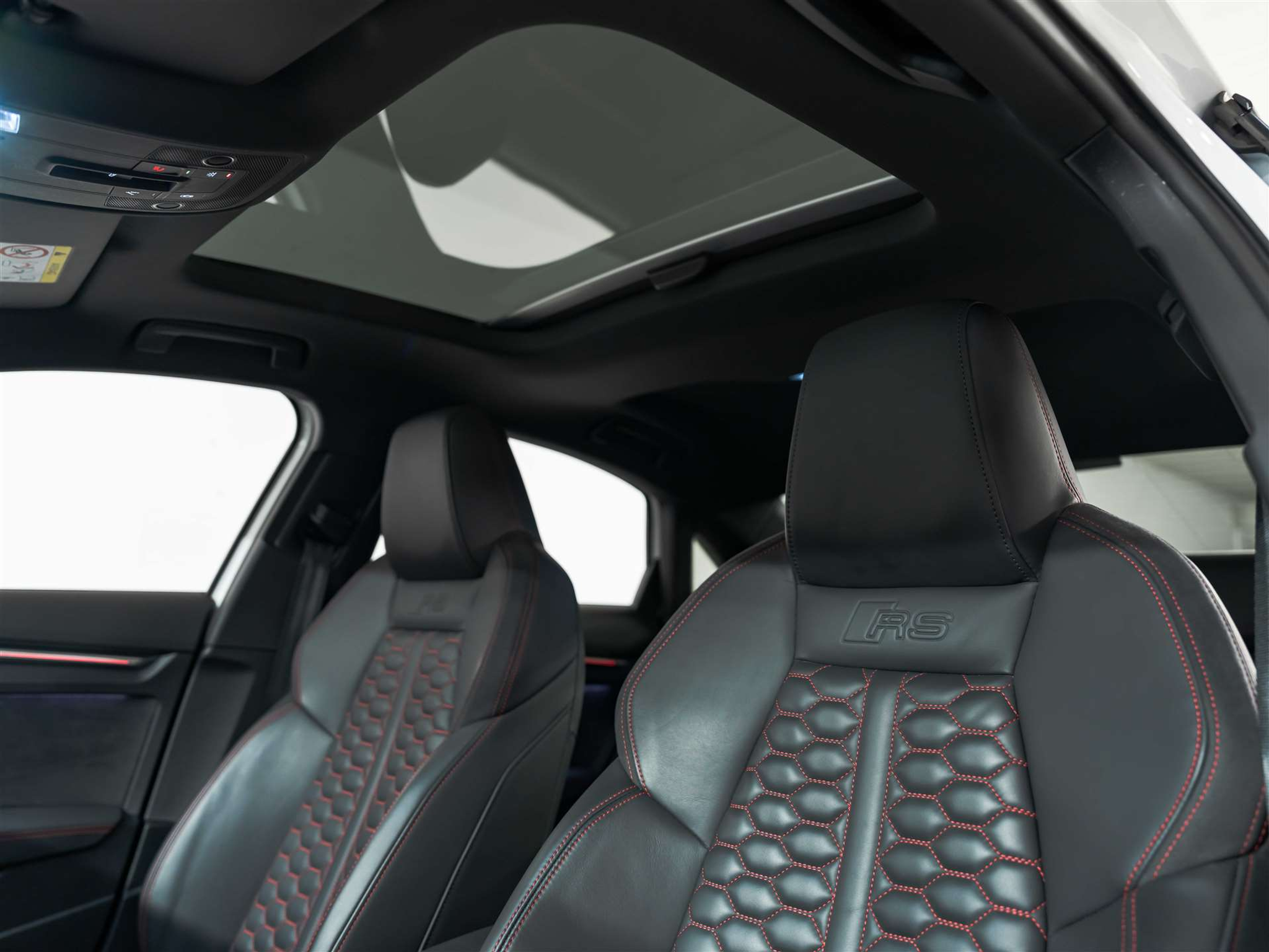 listing desktop thumbnail image 12