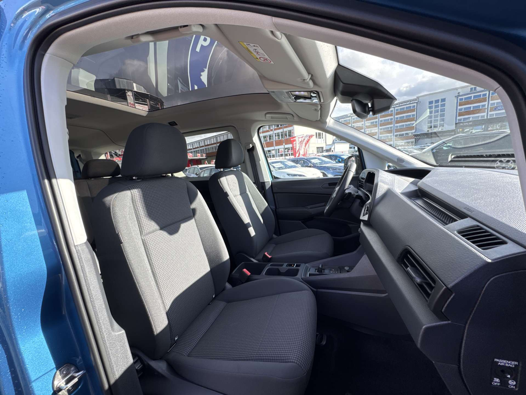 listing desktop thumbnail image 12