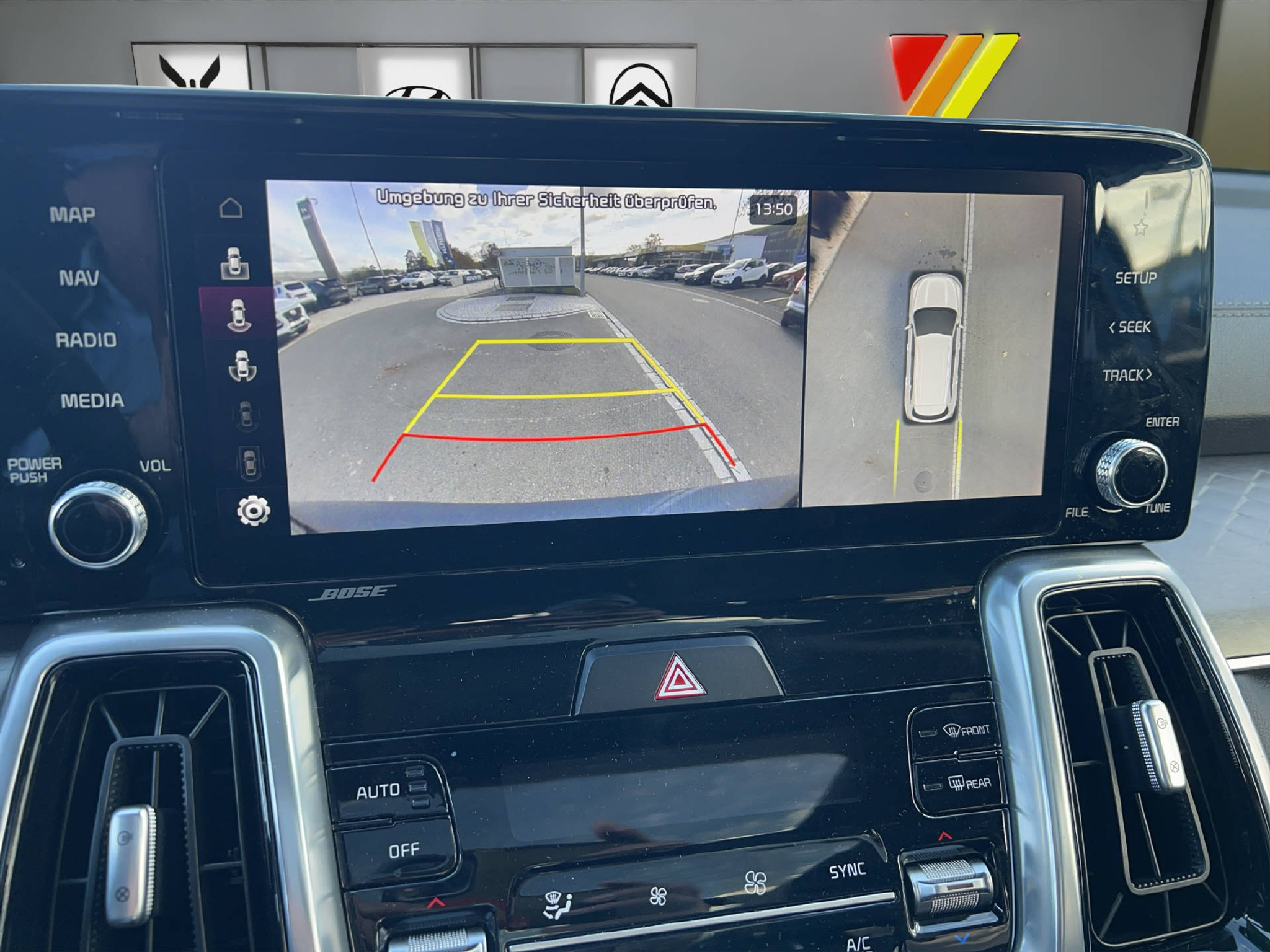 listing desktop thumbnail image 11