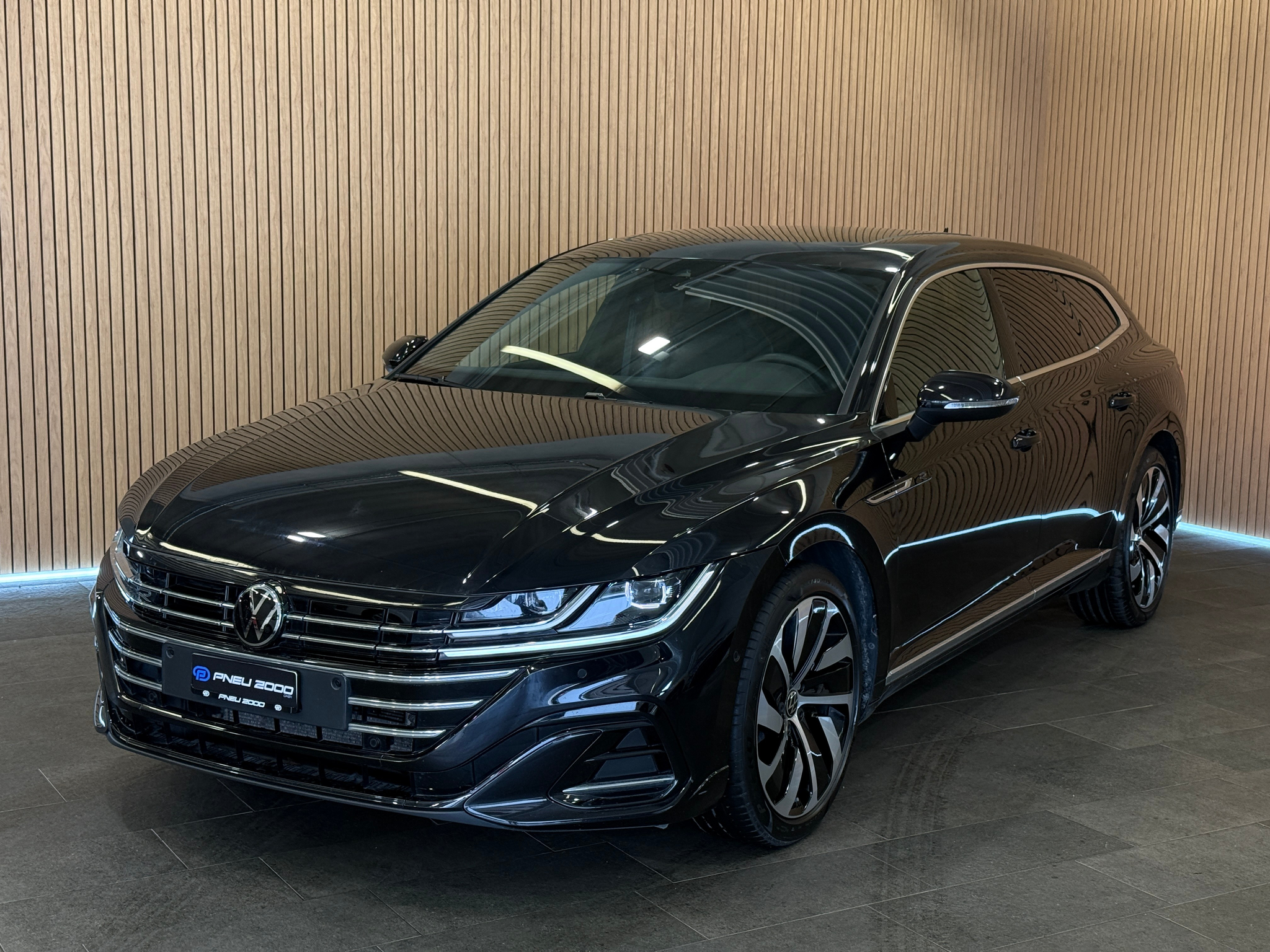 car-image-0