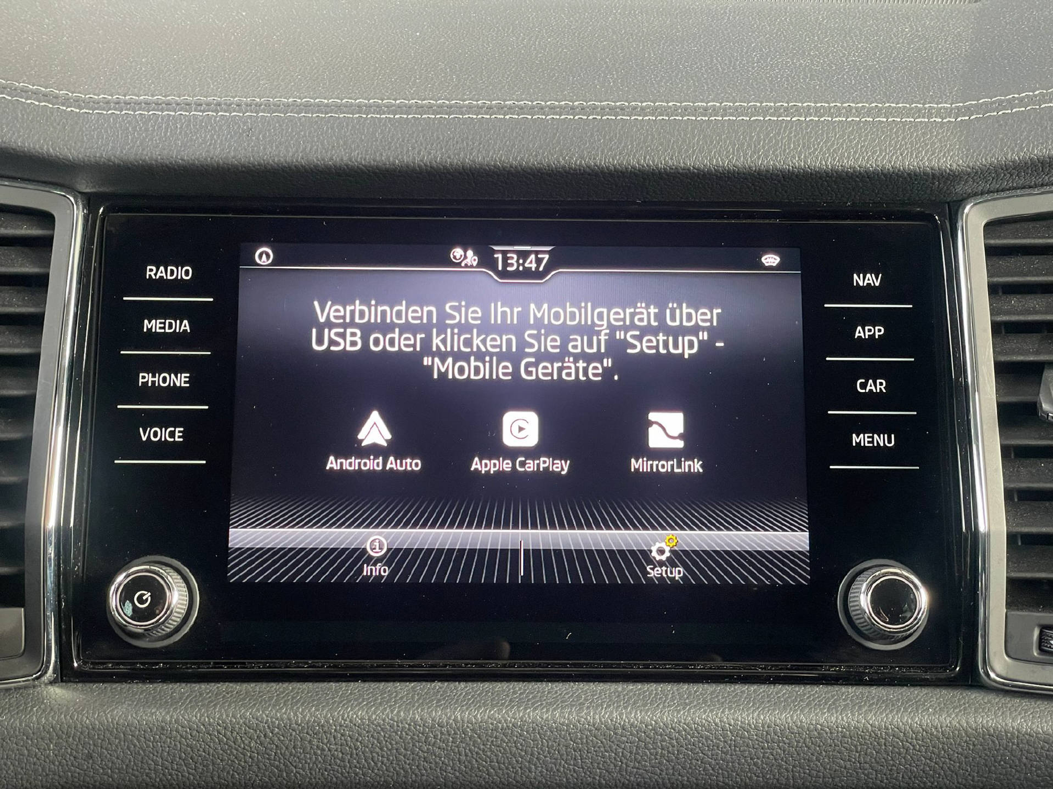 listing desktop thumbnail image 11