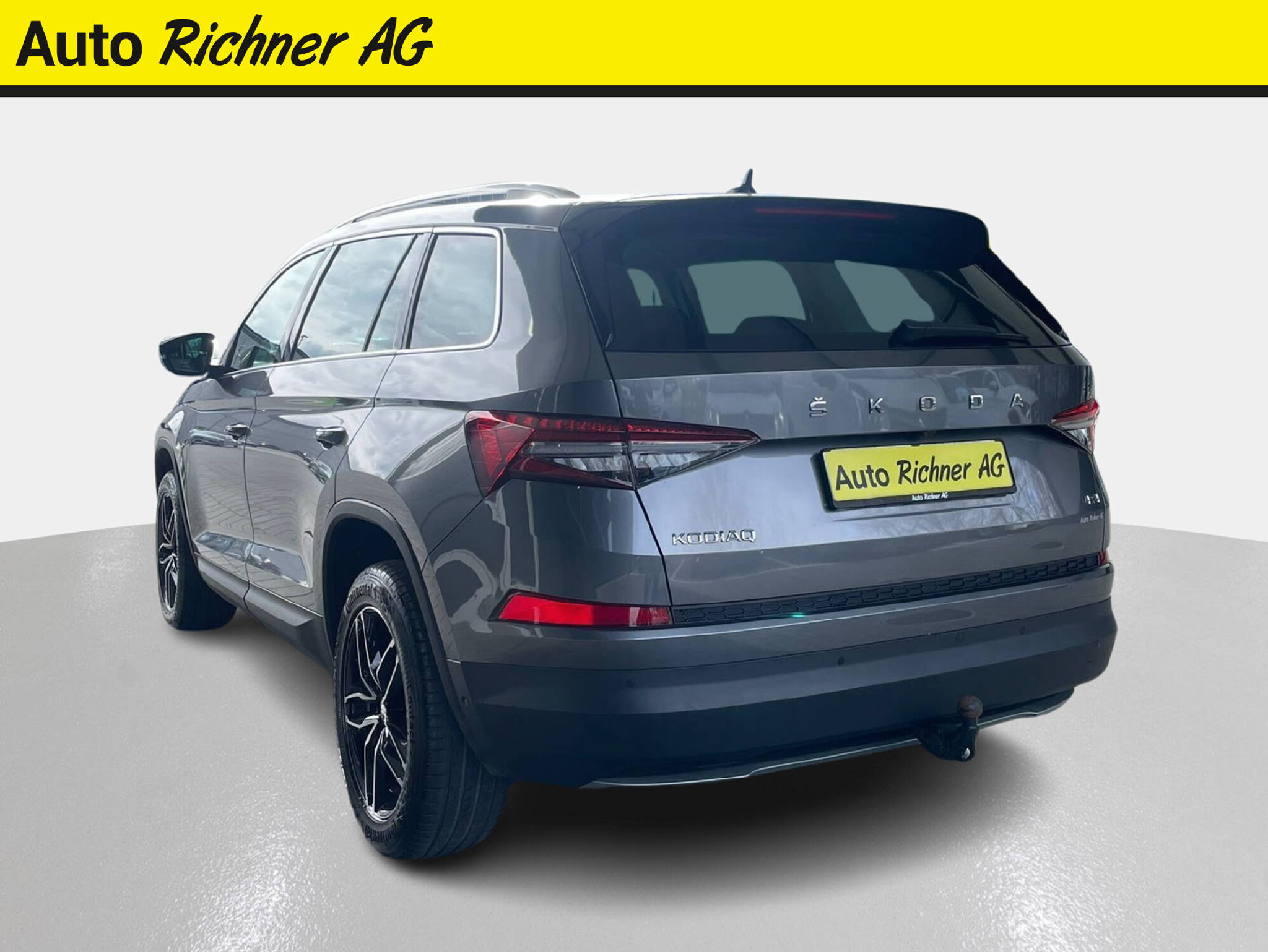 listing desktop thumbnail image 4