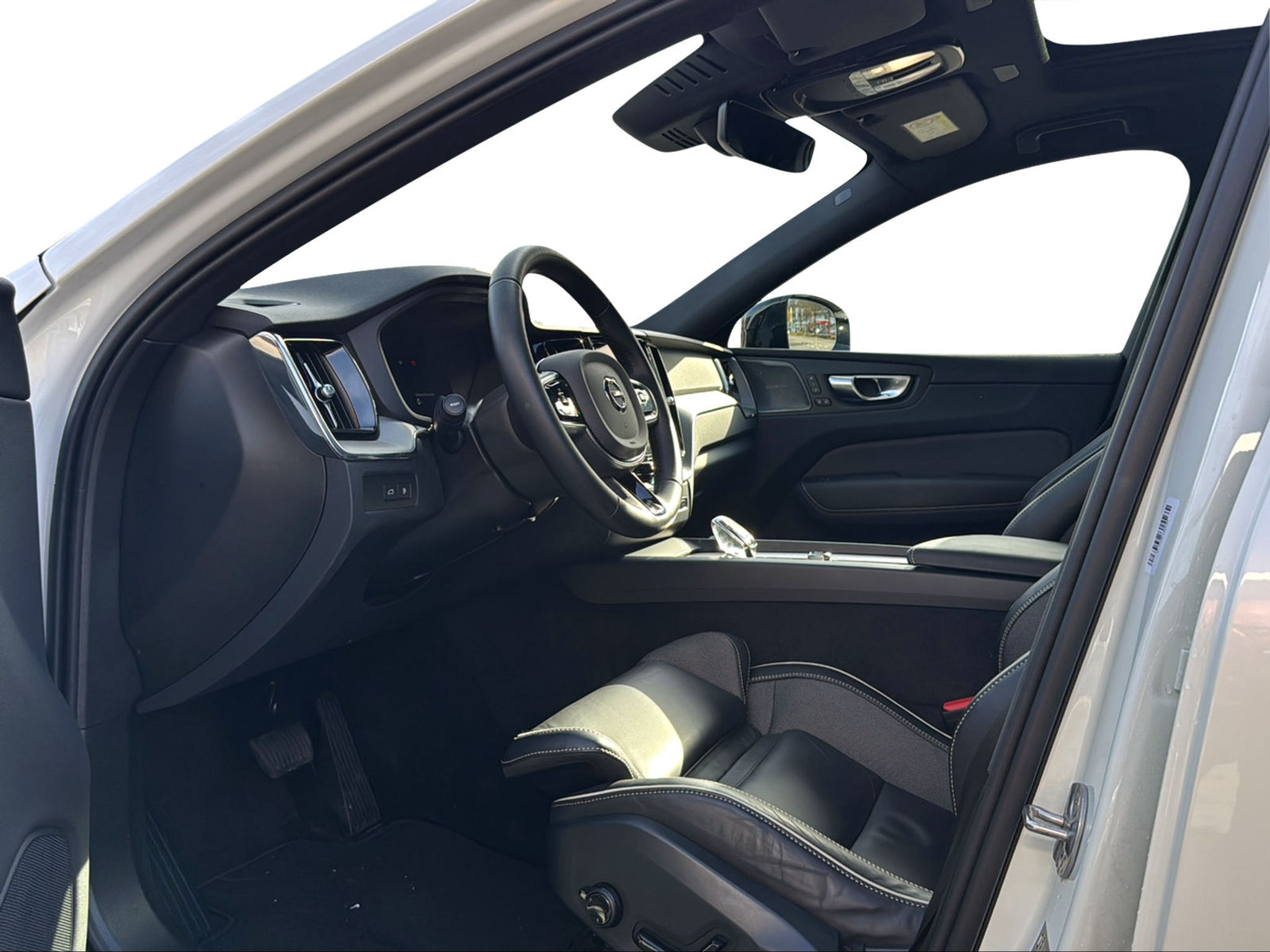 listing desktop thumbnail image 10