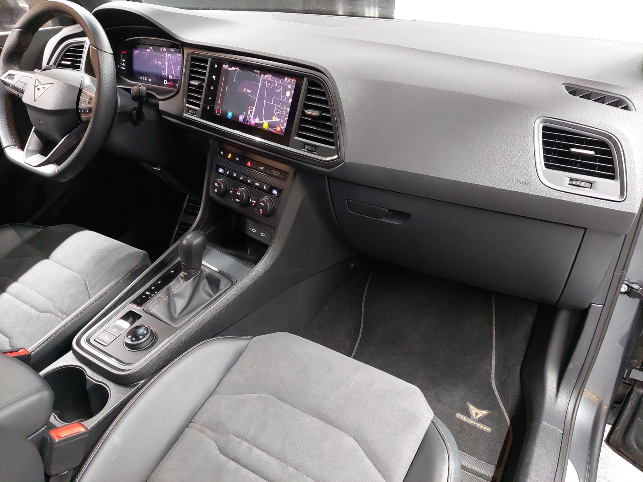 listing desktop thumbnail image 9