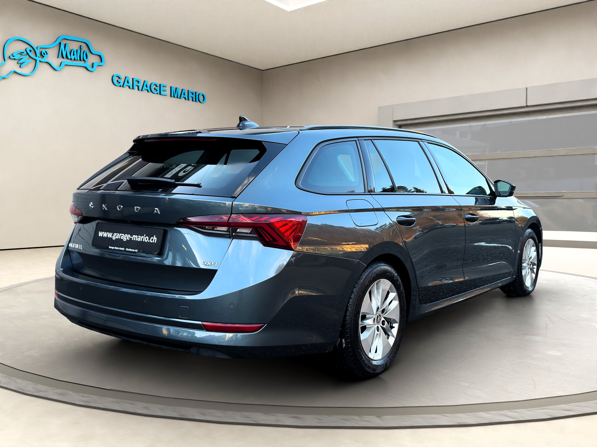 listing desktop thumbnail image 4