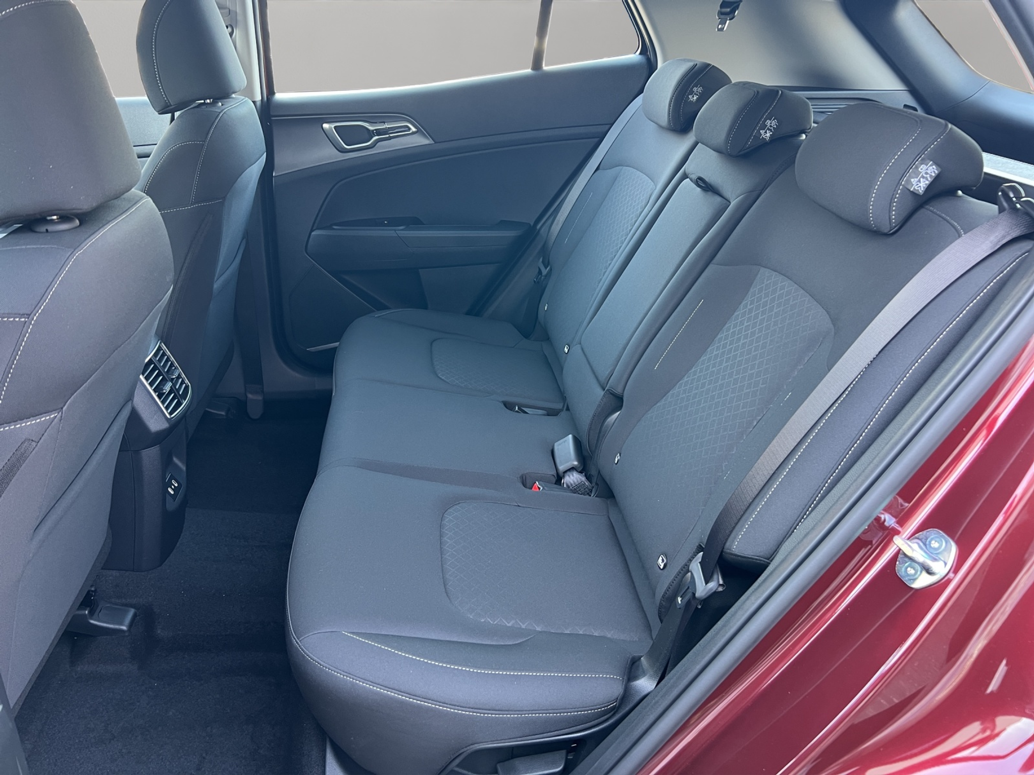 listing desktop thumbnail image 13