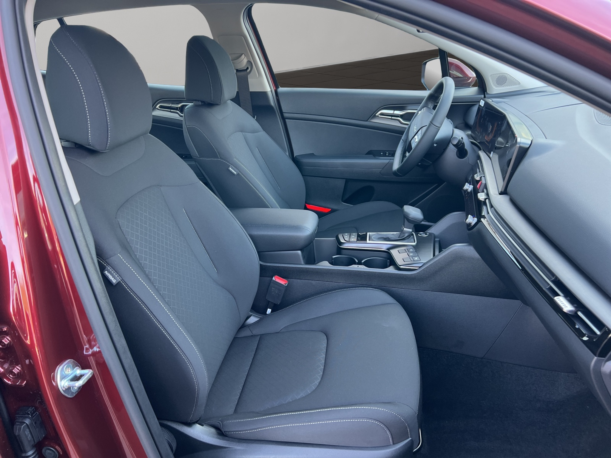 listing desktop thumbnail image 9