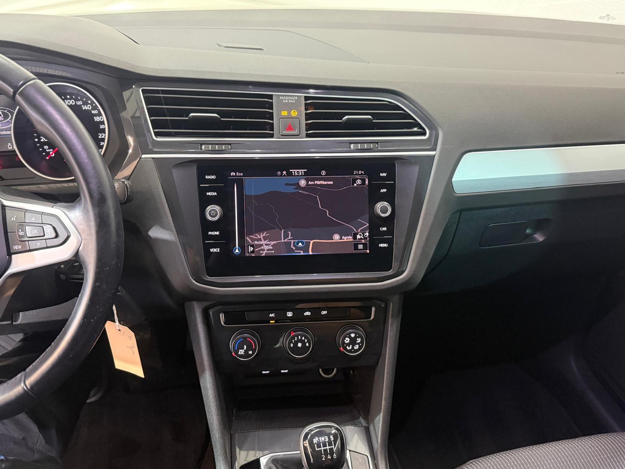 listing desktop thumbnail image 12