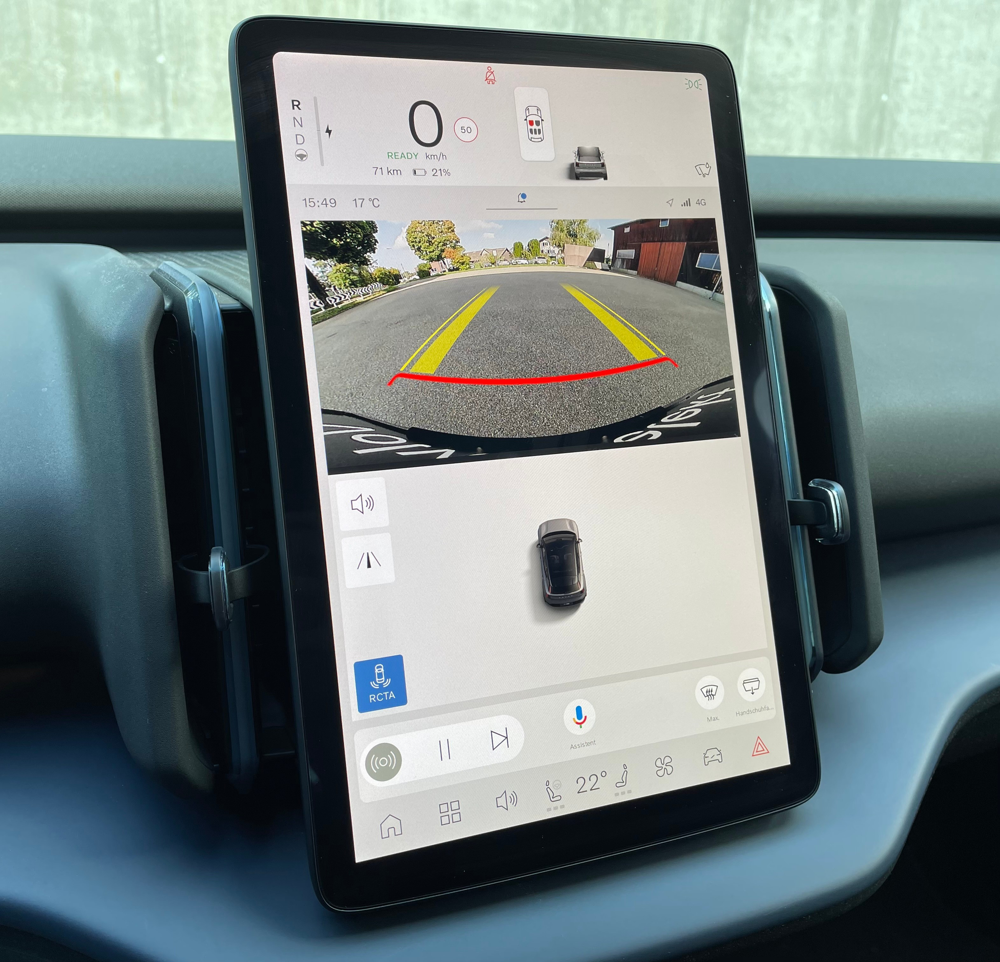 listing desktop thumbnail image 12