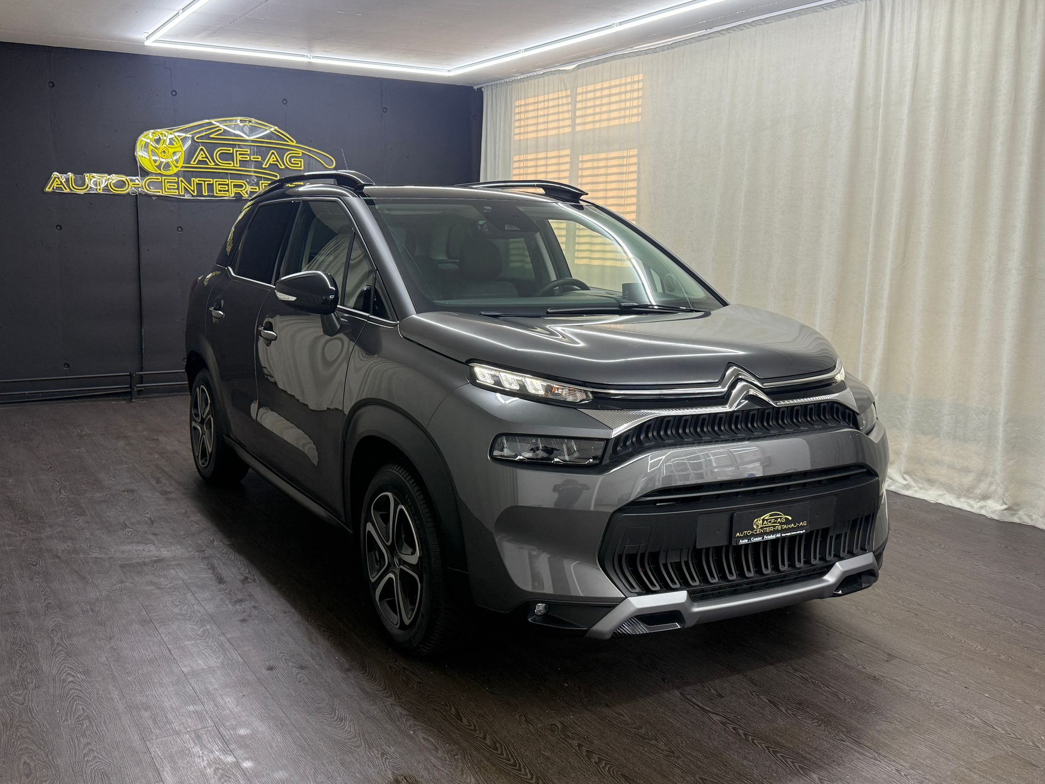 listing desktop thumbnail image 2