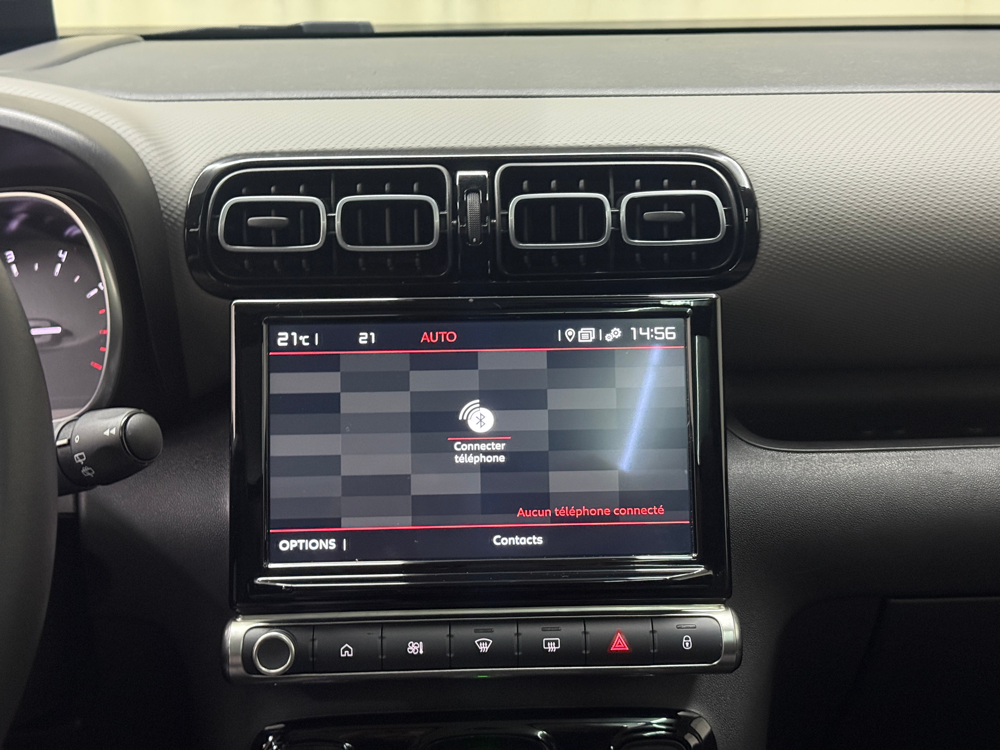 listing desktop thumbnail image 12