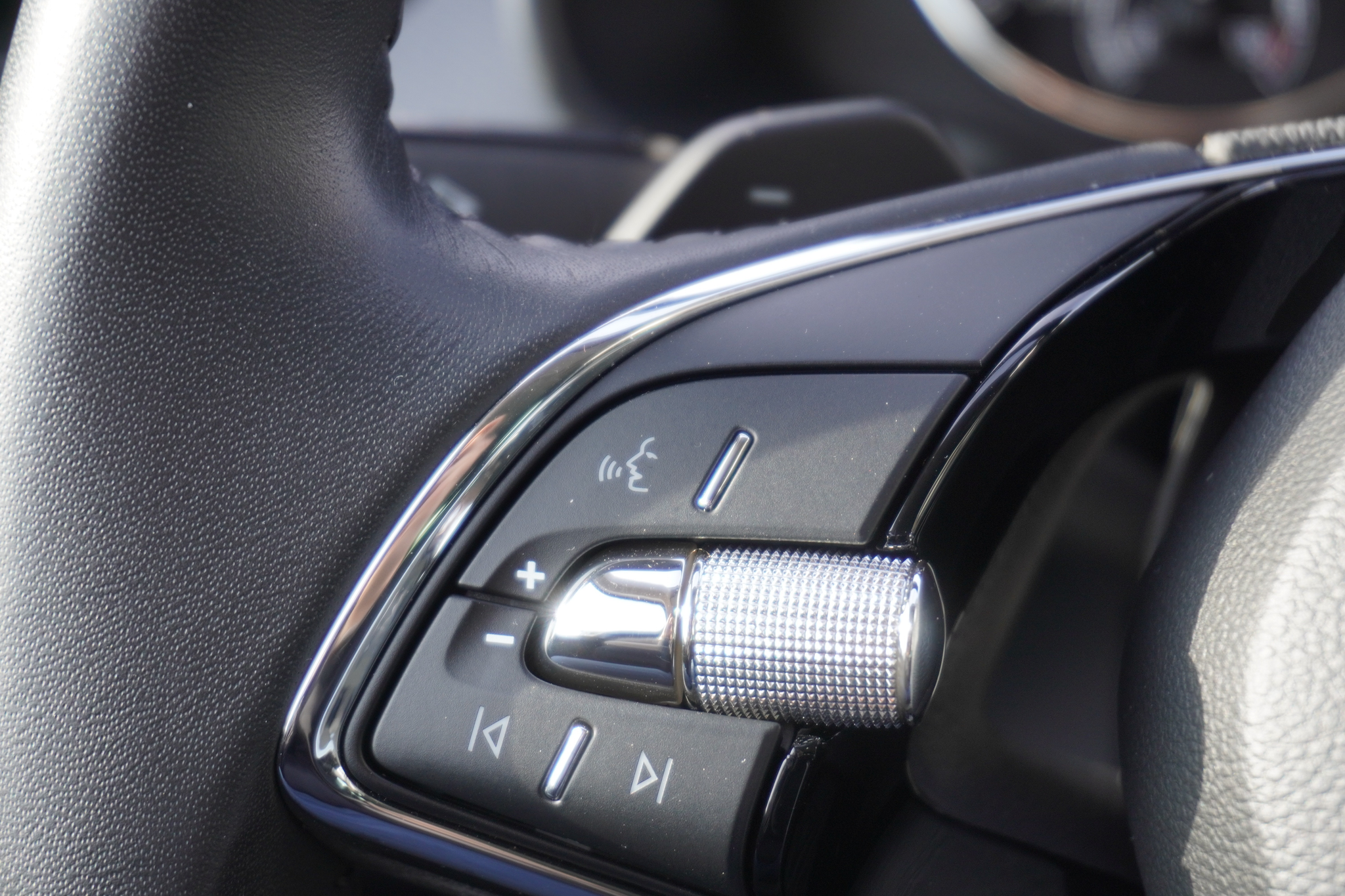 listing desktop thumbnail image 22