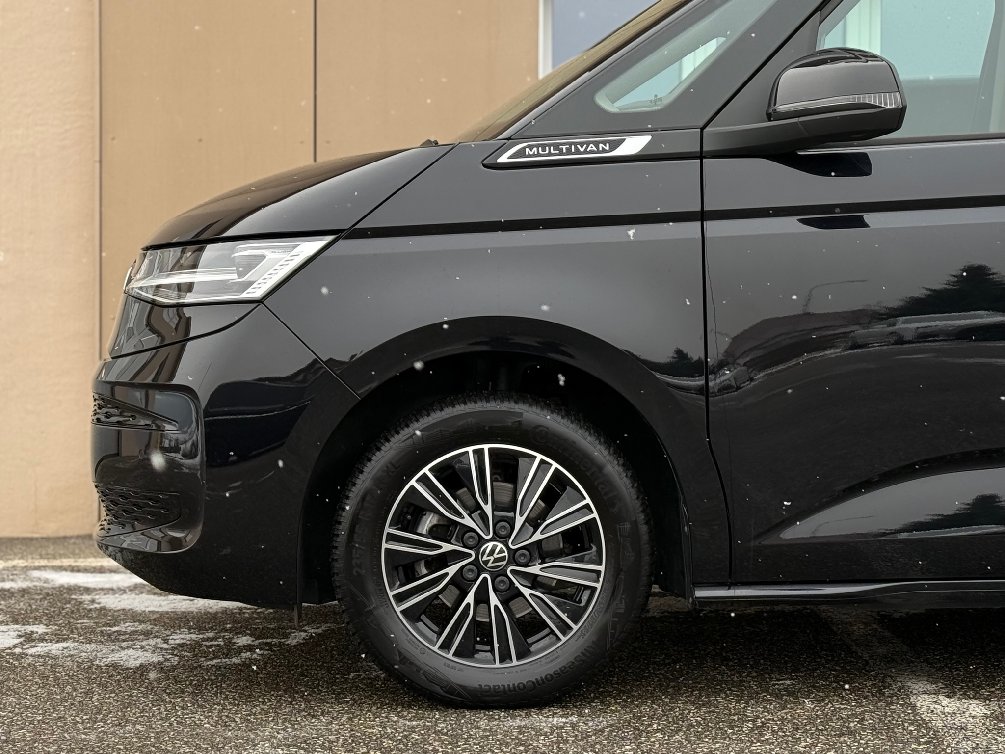 listing desktop thumbnail image 8