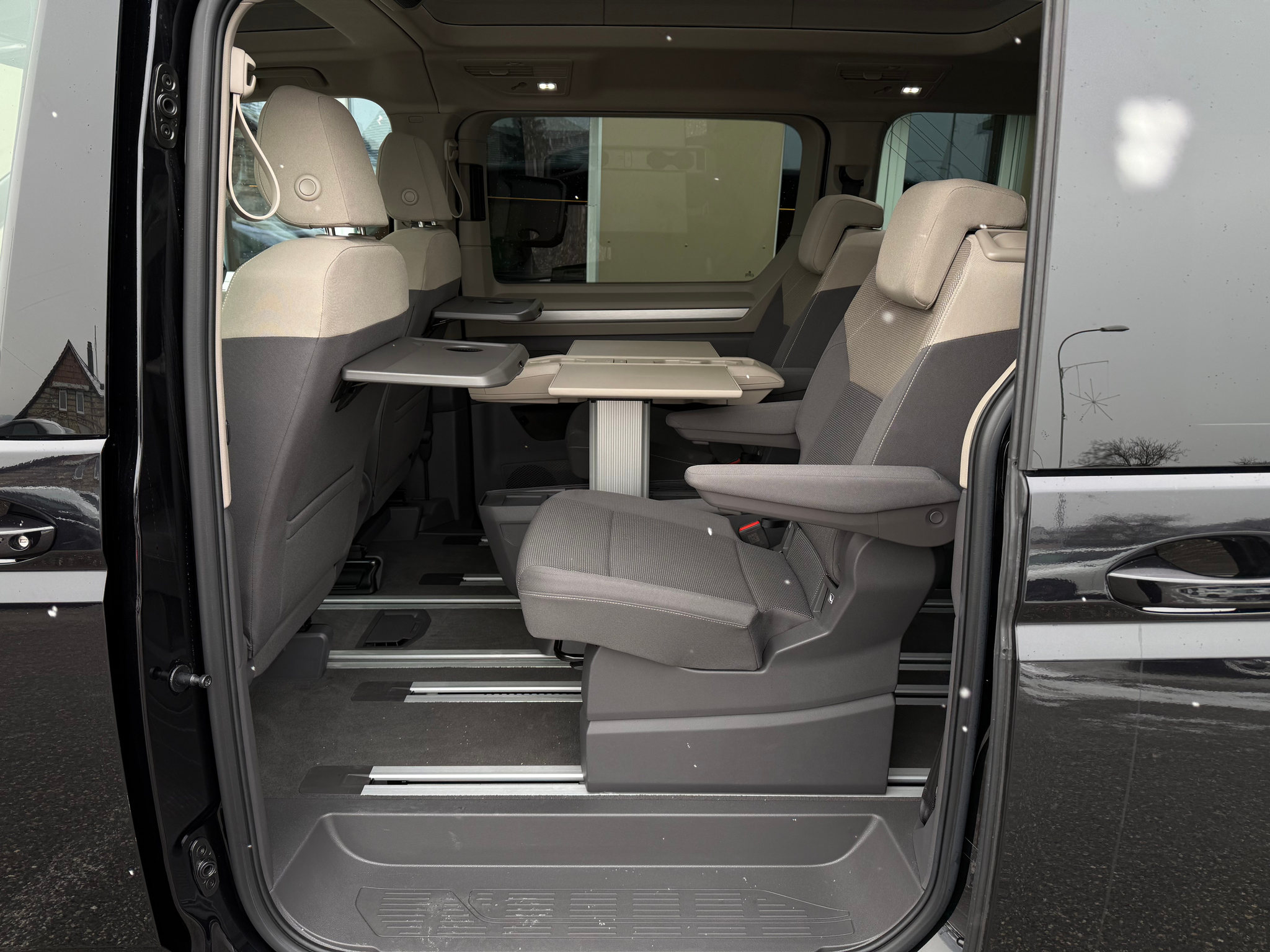 listing desktop thumbnail image 22