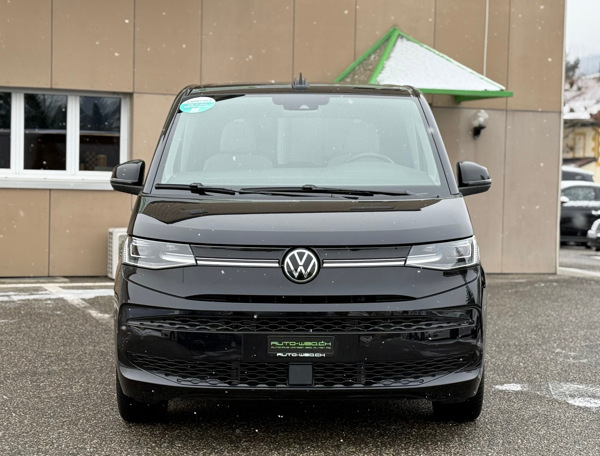 listing desktop thumbnail image 1