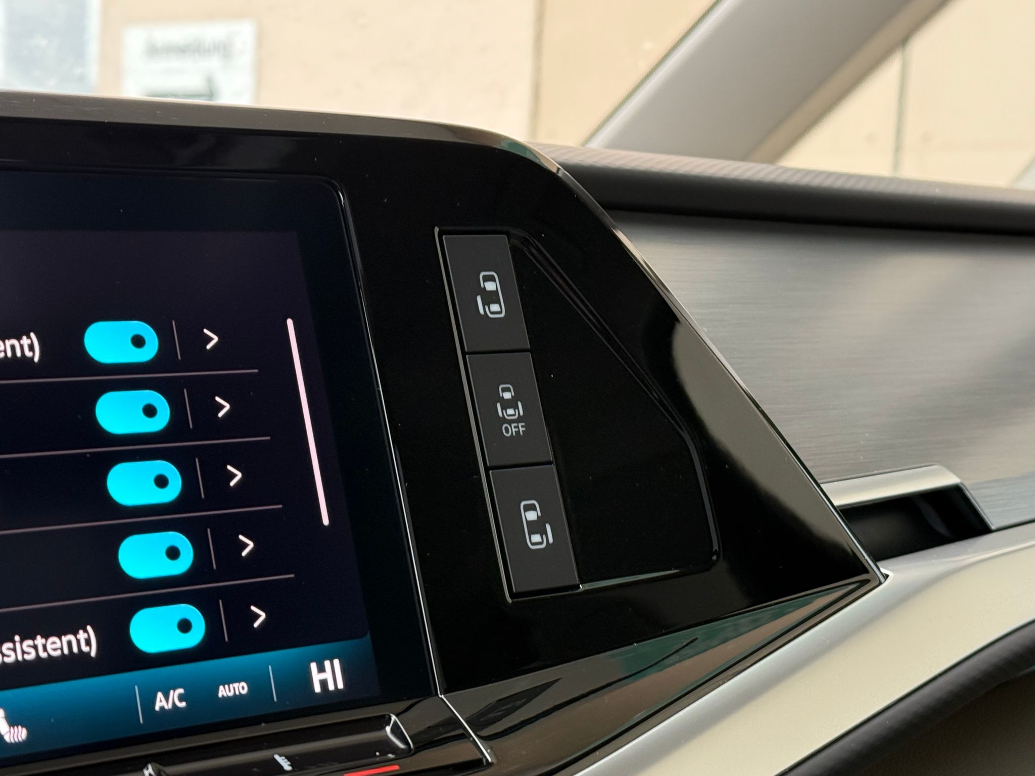 listing desktop thumbnail image 19