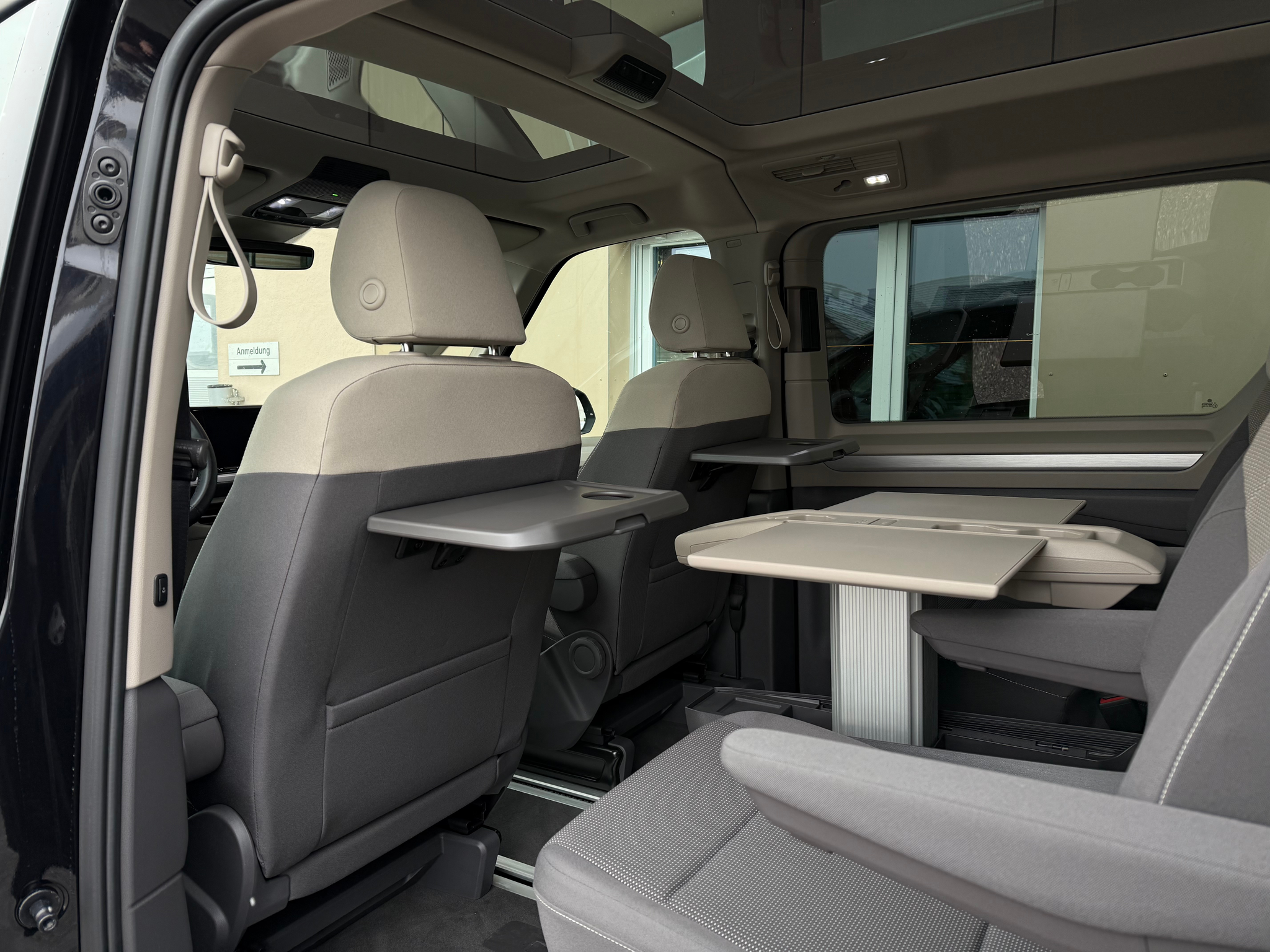 listing desktop thumbnail image 24