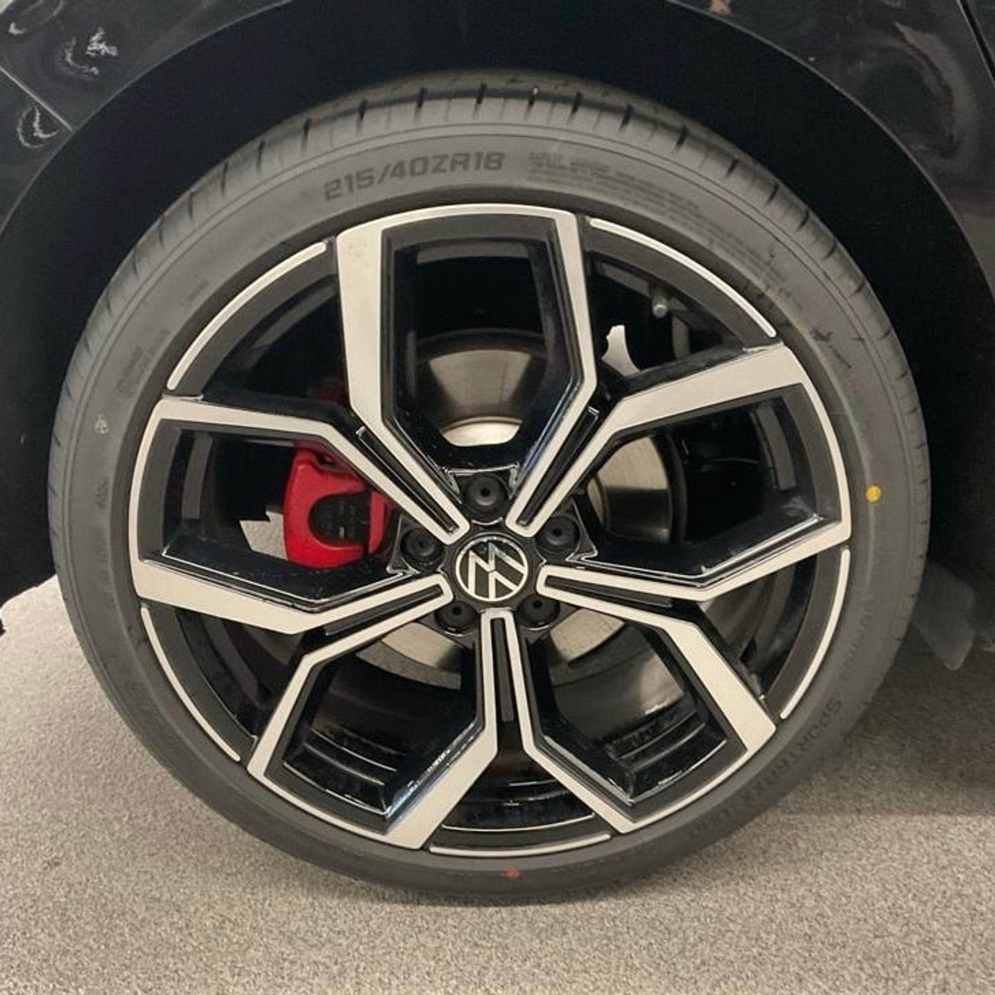 listing desktop thumbnail image 9