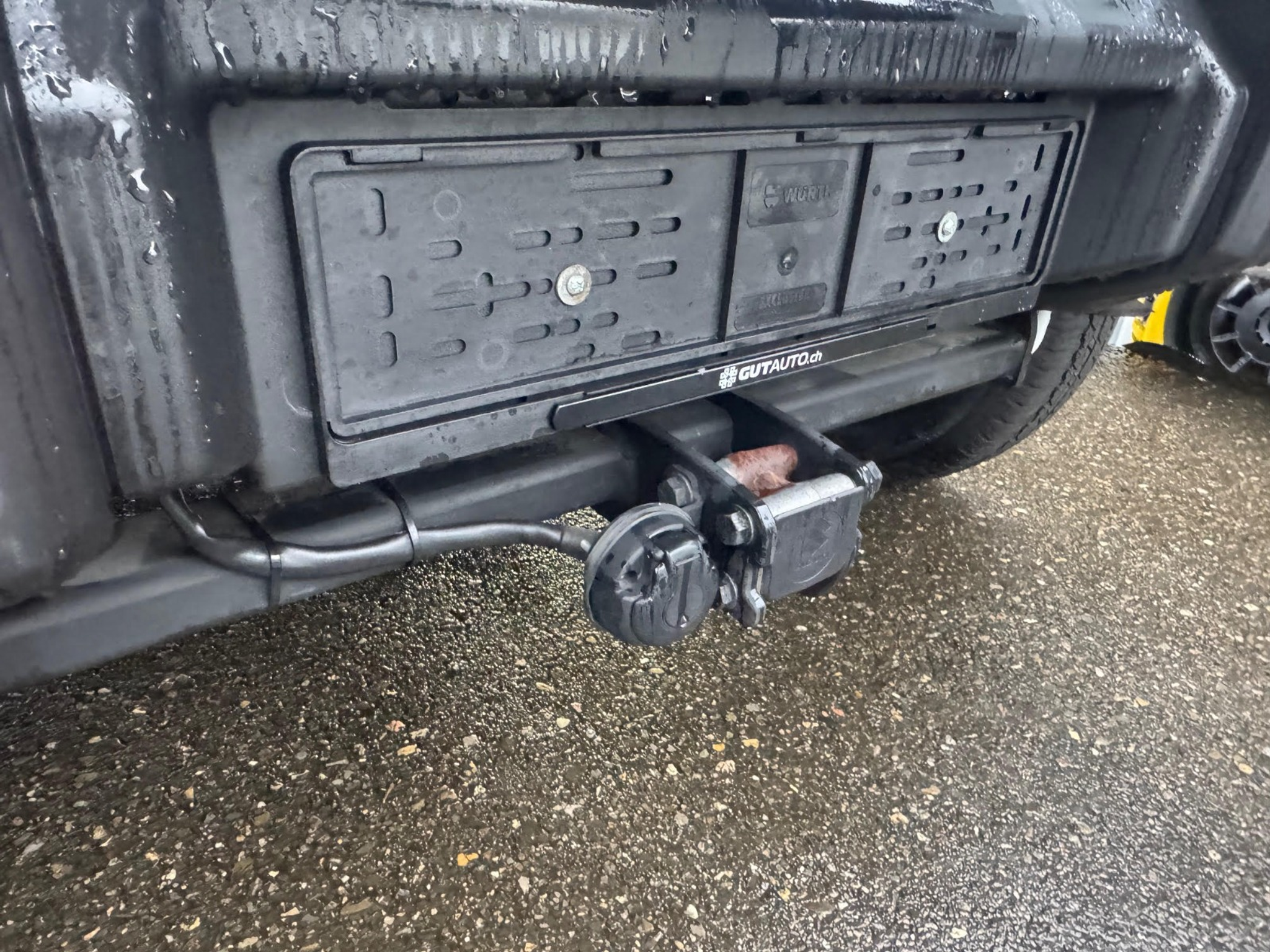 listing desktop thumbnail image 9