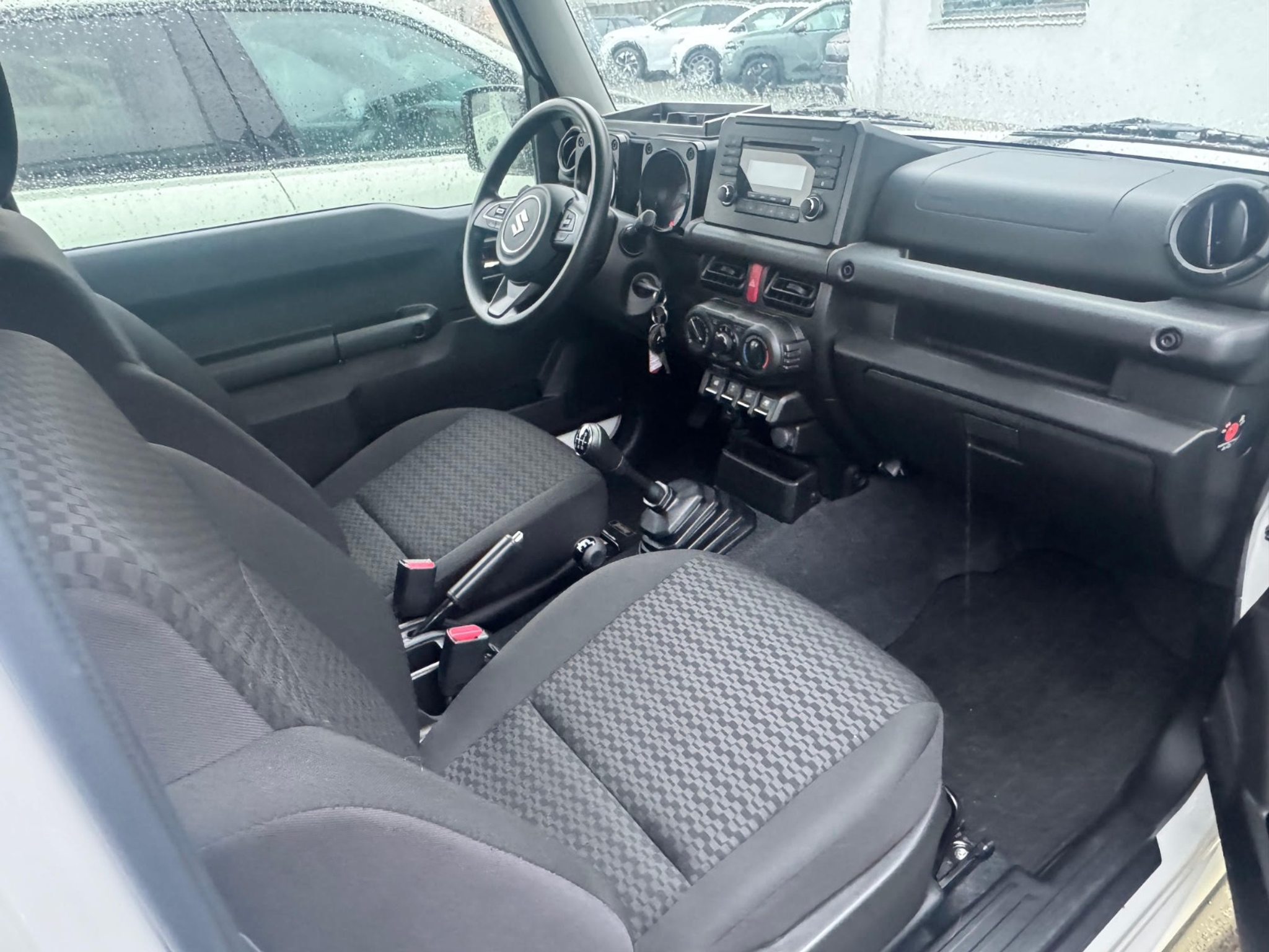 listing desktop thumbnail image 8