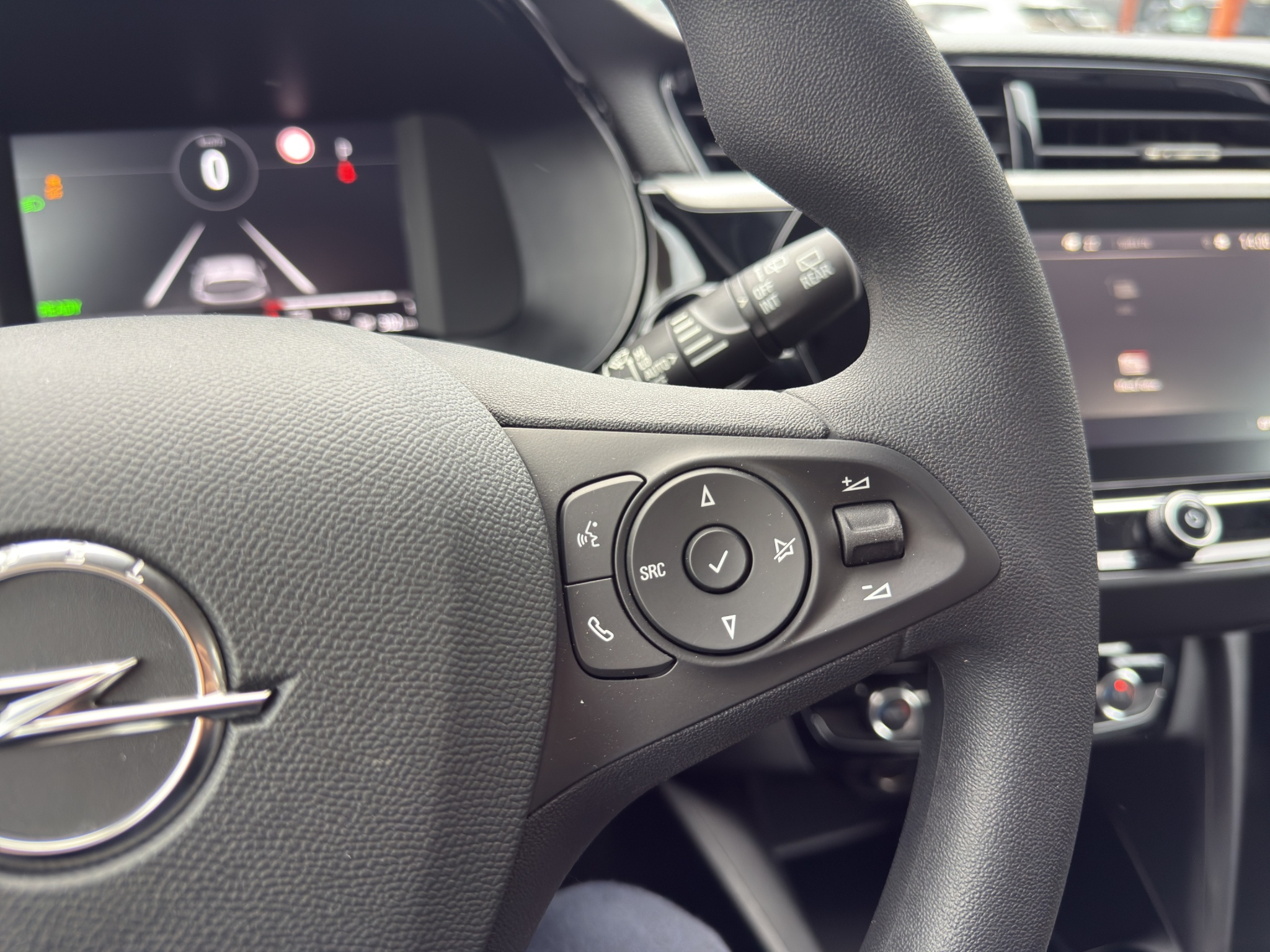 listing desktop thumbnail image 21