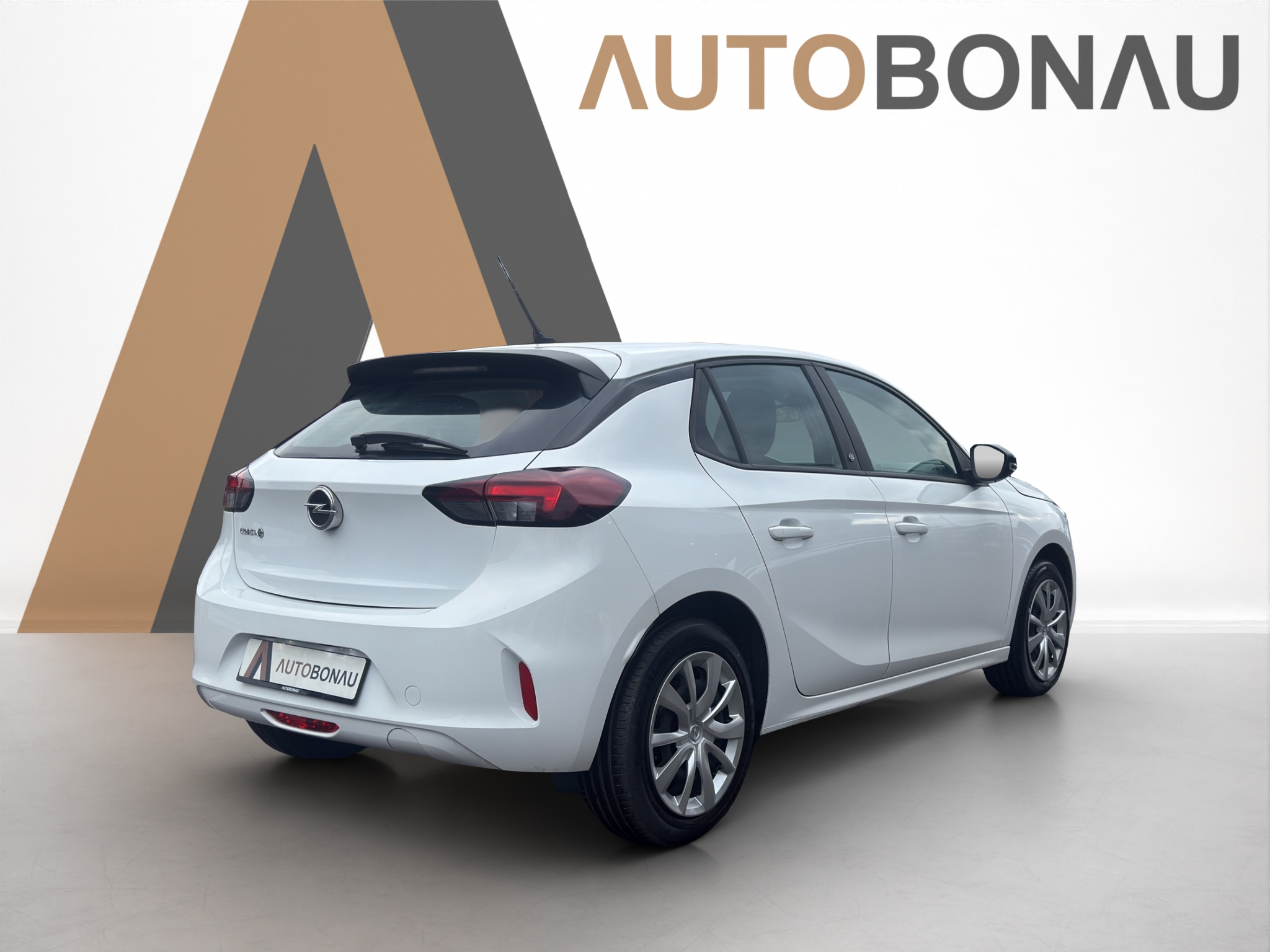 listing desktop thumbnail image 3