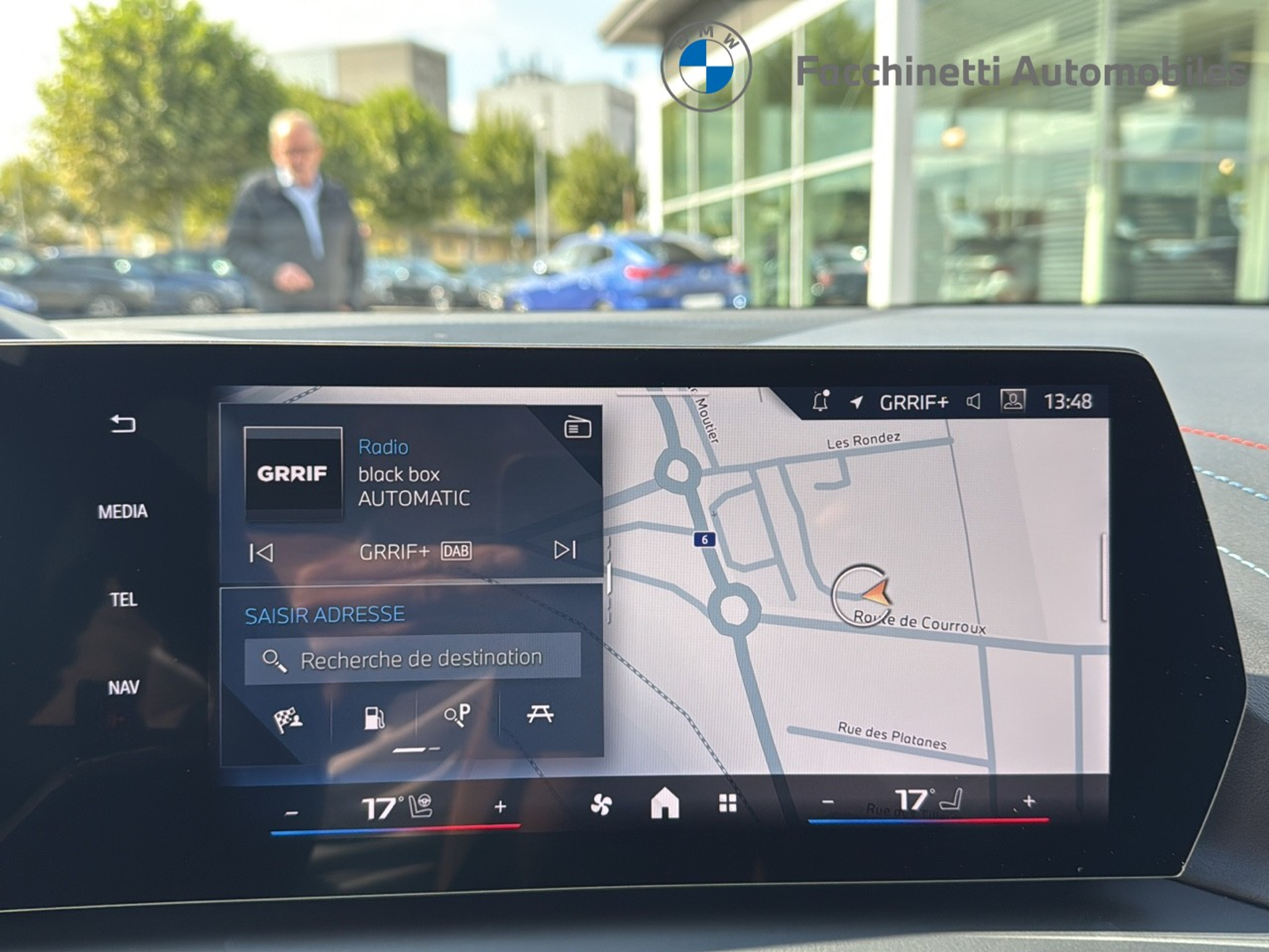 listing desktop thumbnail image 19