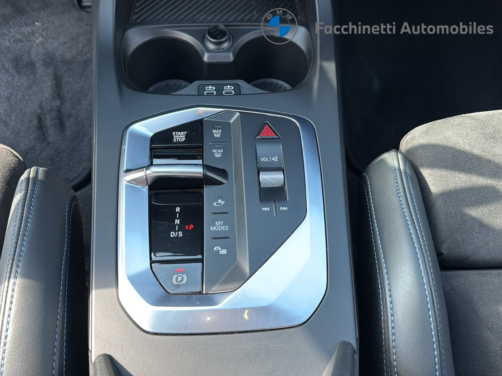 listing desktop thumbnail image 14