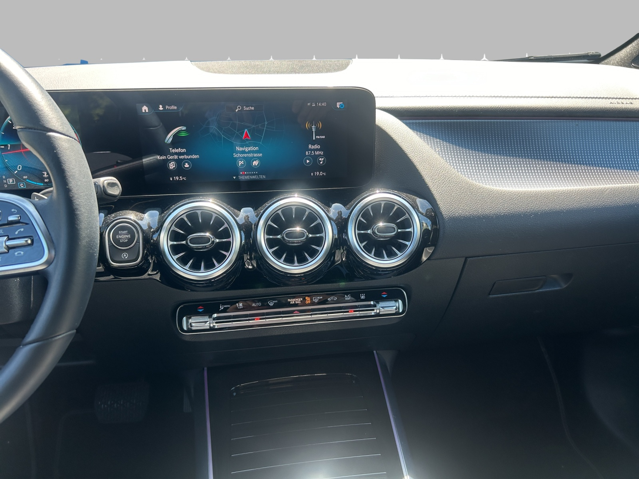 listing desktop thumbnail image 14