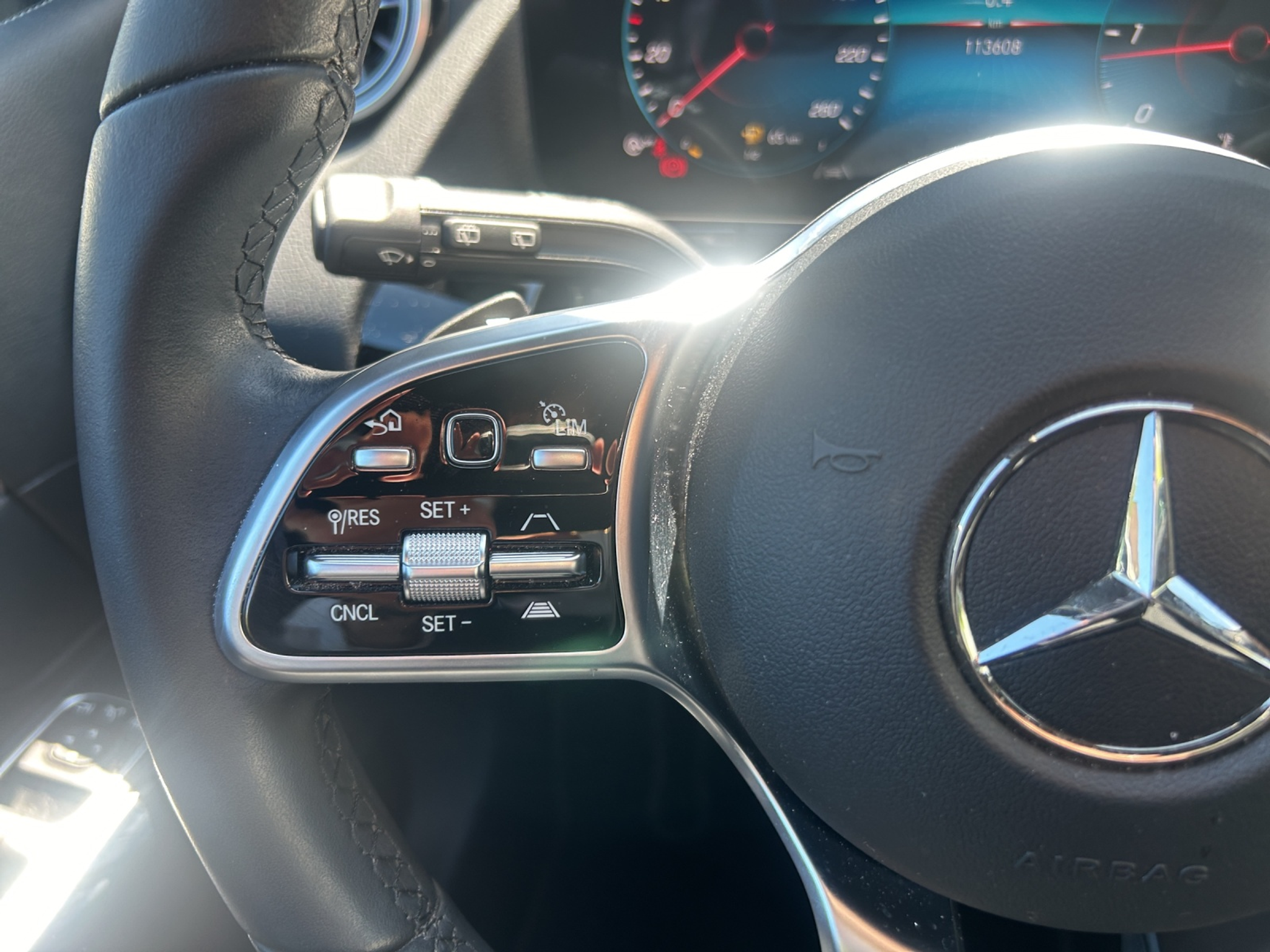 listing desktop thumbnail image 16