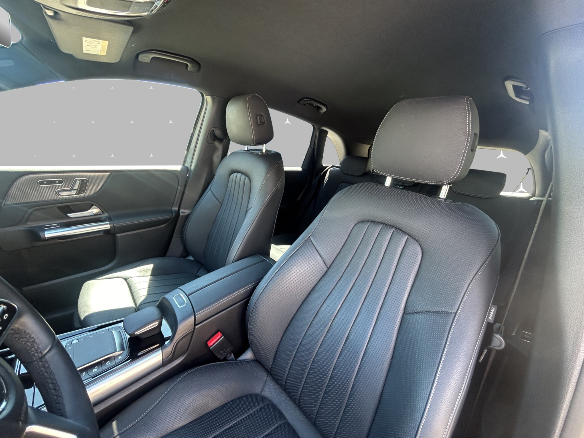 listing desktop thumbnail image 9