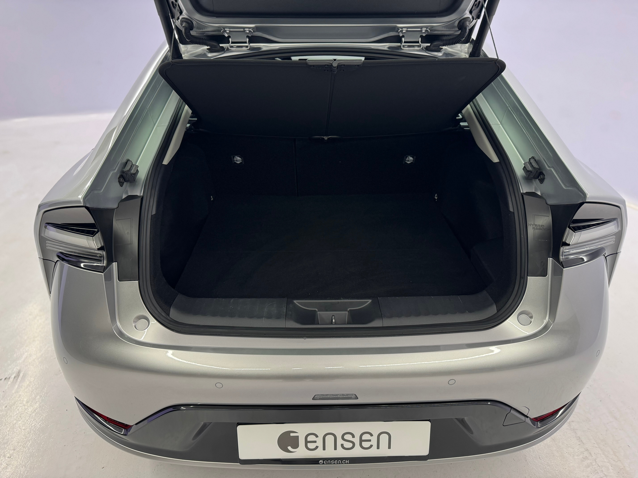 listing desktop thumbnail image 10