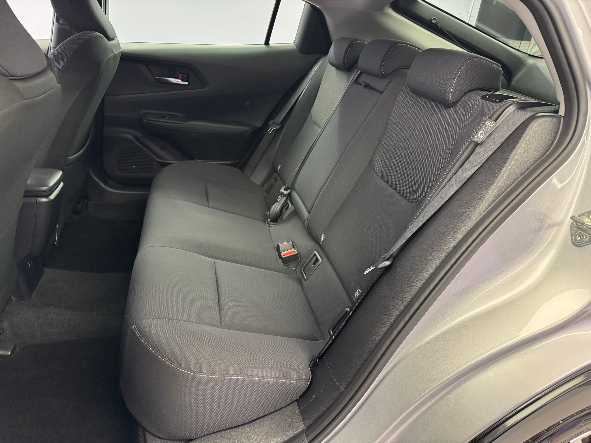 listing desktop thumbnail image 9